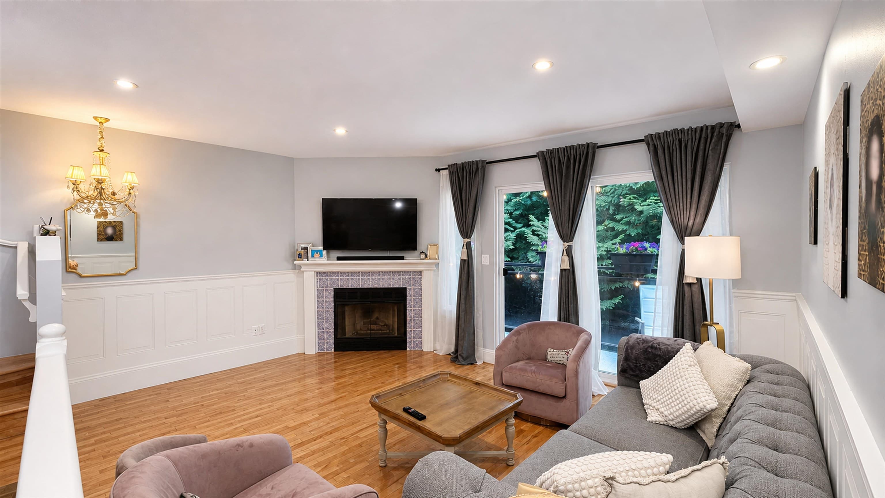 3938 Indian River Drive, North Vancouver, V7G 2G9 — photo 4