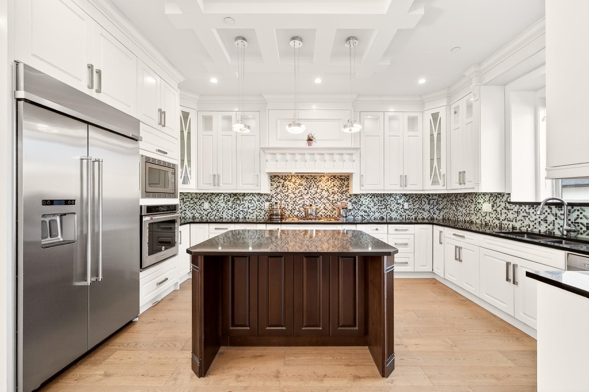 8068 Haig Street, Vancouver, V6P 4R9 — photo 5