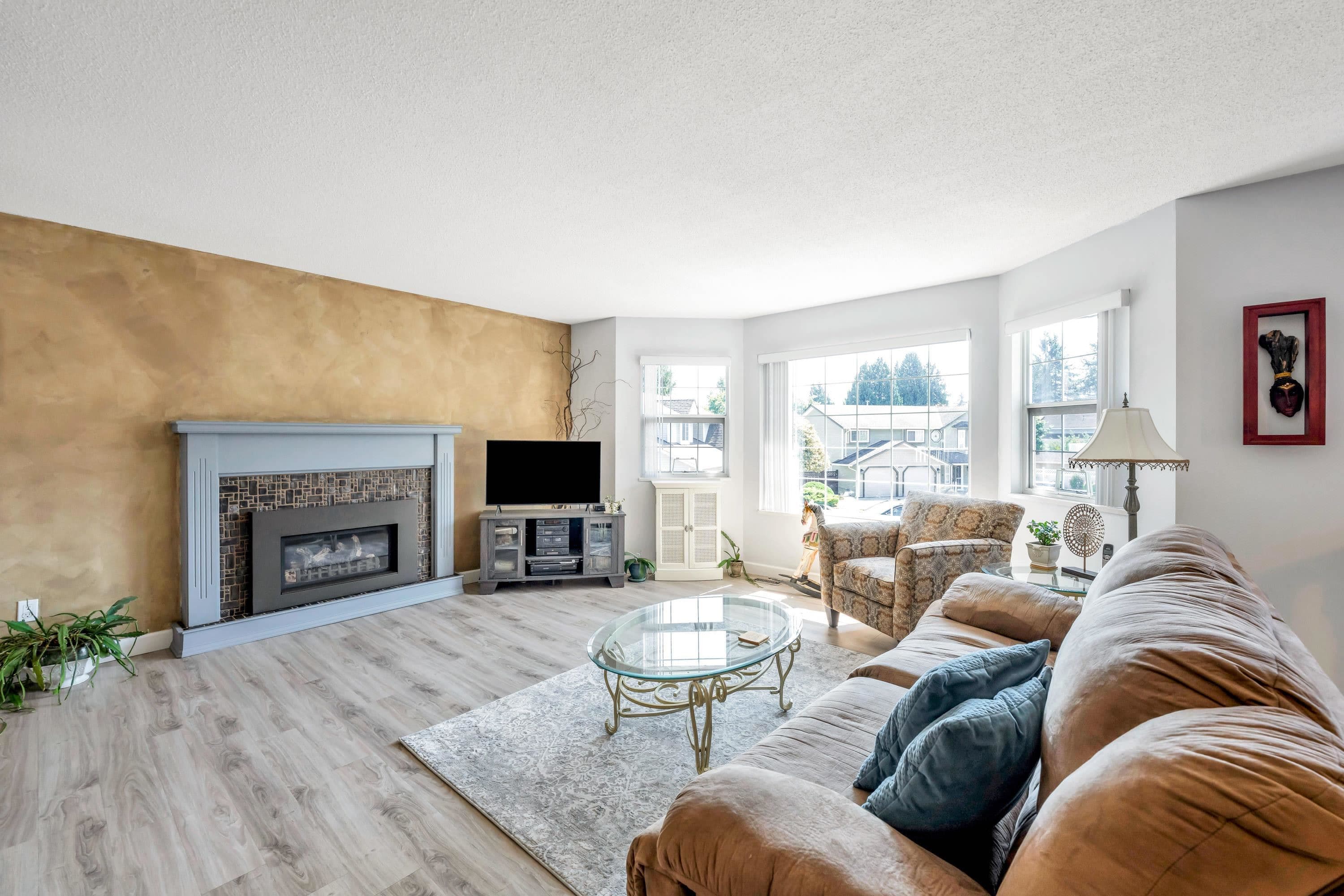 9275 155 Street, Surrey, V3R 9B3 — photo 4