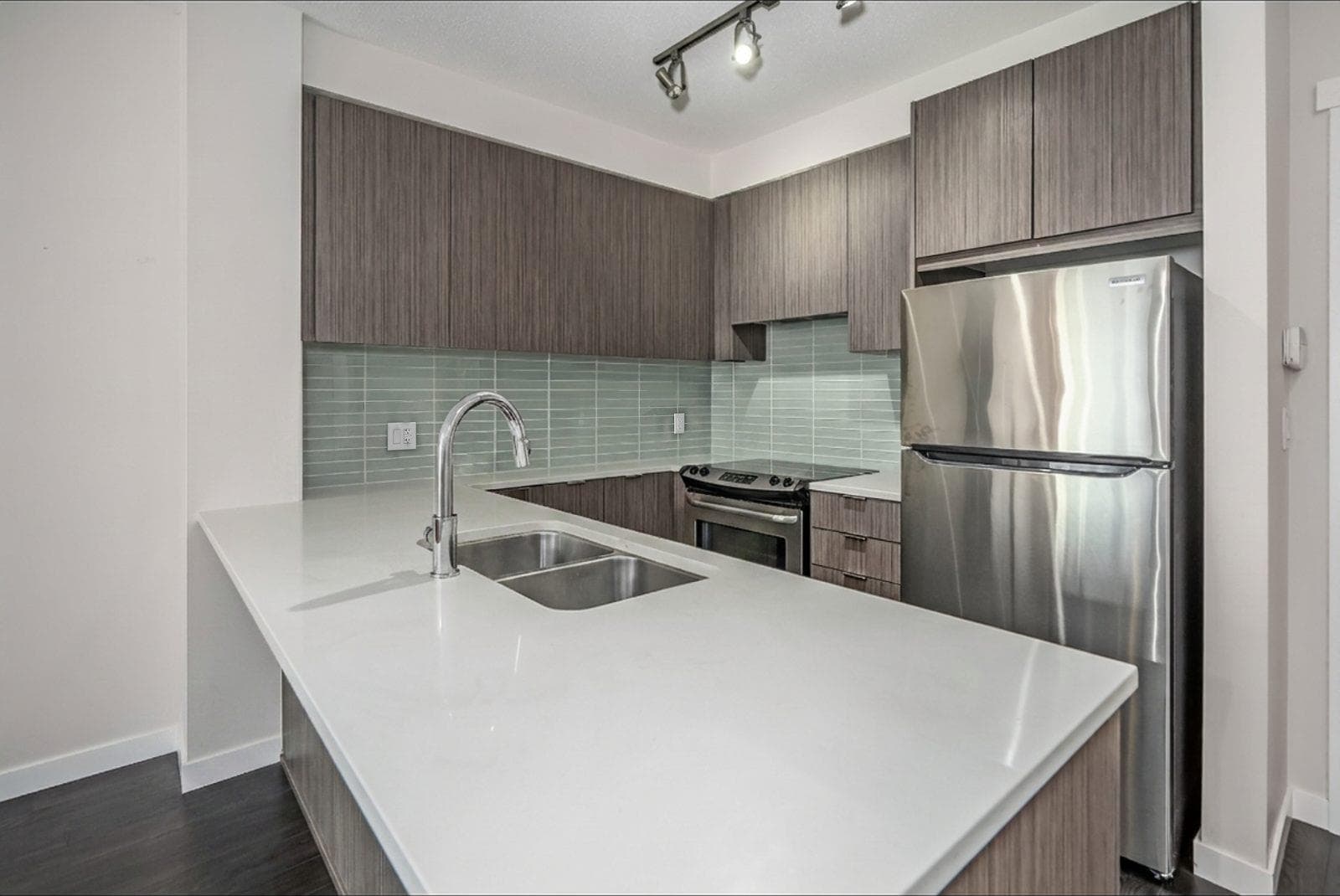 108 - 9168 Slopes Mews, Burnaby, V5A 0E4 — photo 2