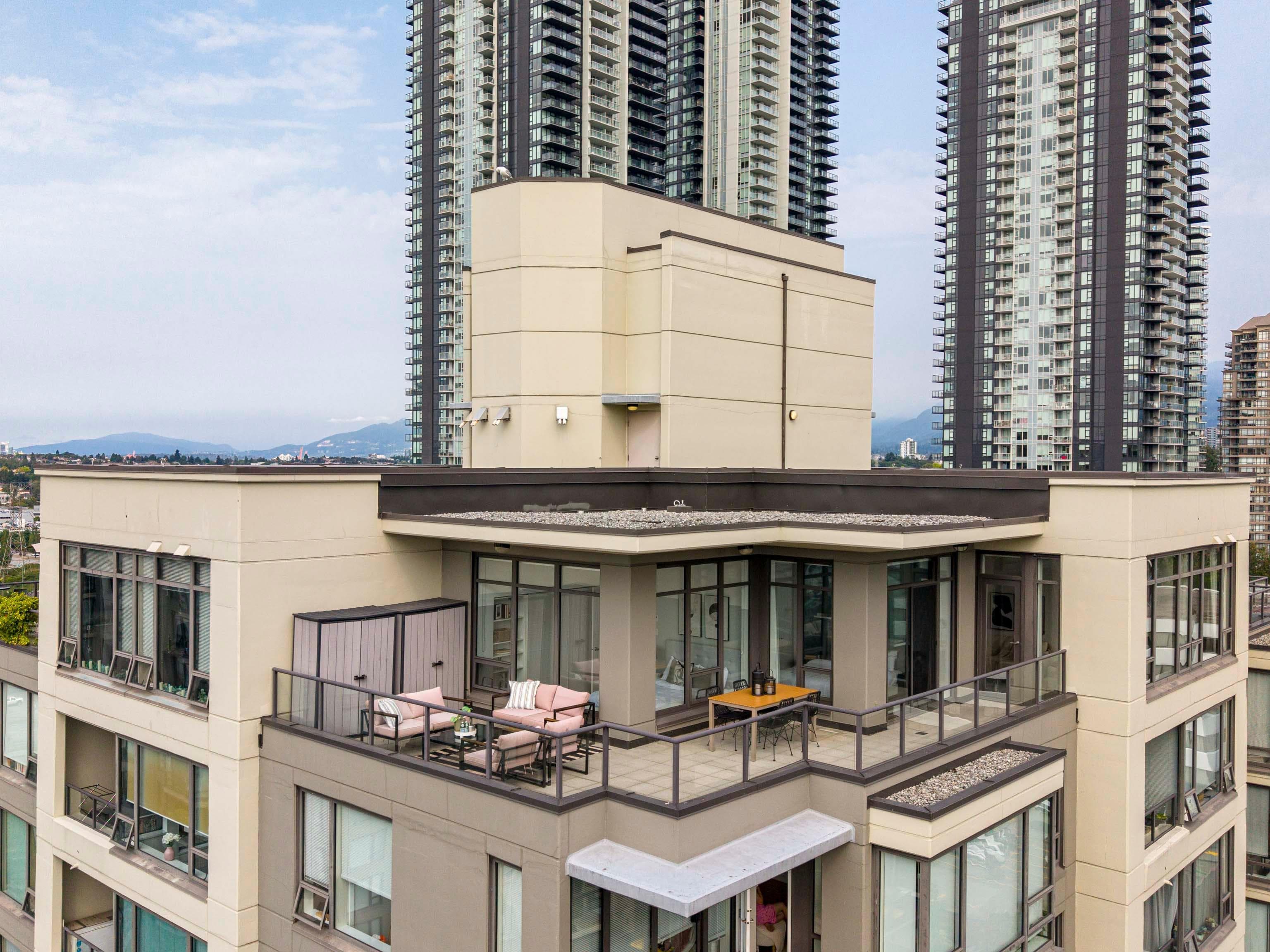 PH1 - 4182 Dawson Street, Burnaby, V5C 0A2 — photo 2