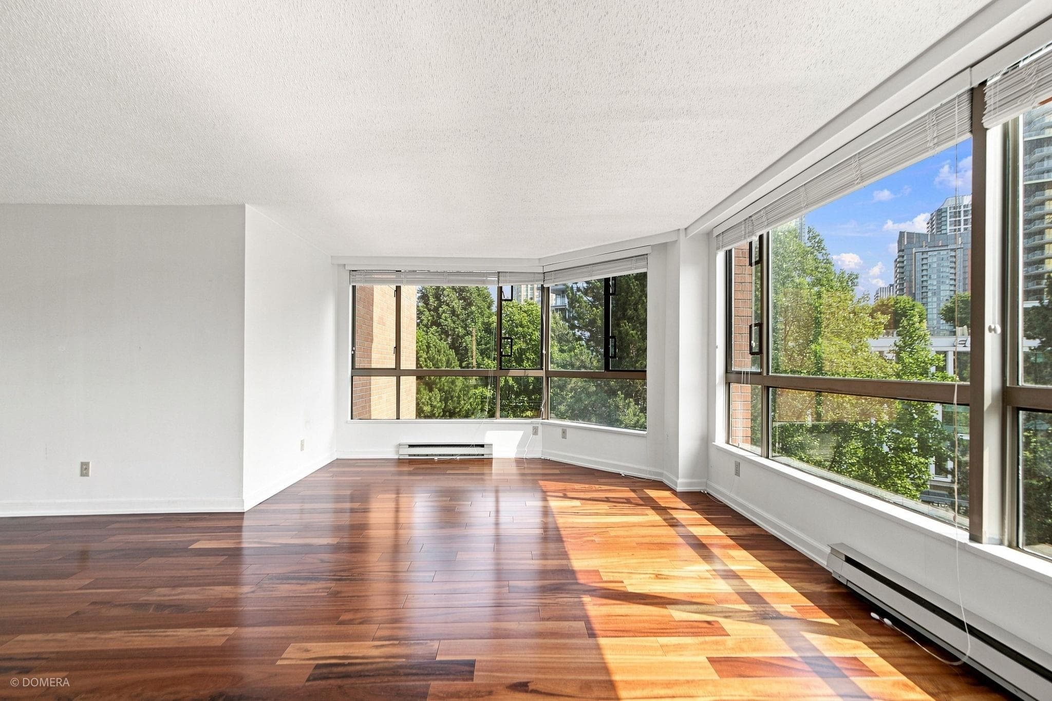 602 - 4350 Beresford Street, Burnaby, V5H 4K9 — photo 4