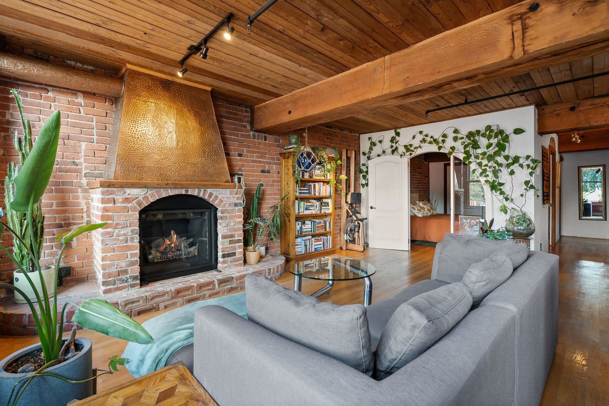 305 - 41 Alexander Street, Vancouver, V6A 1B2 — photo 4