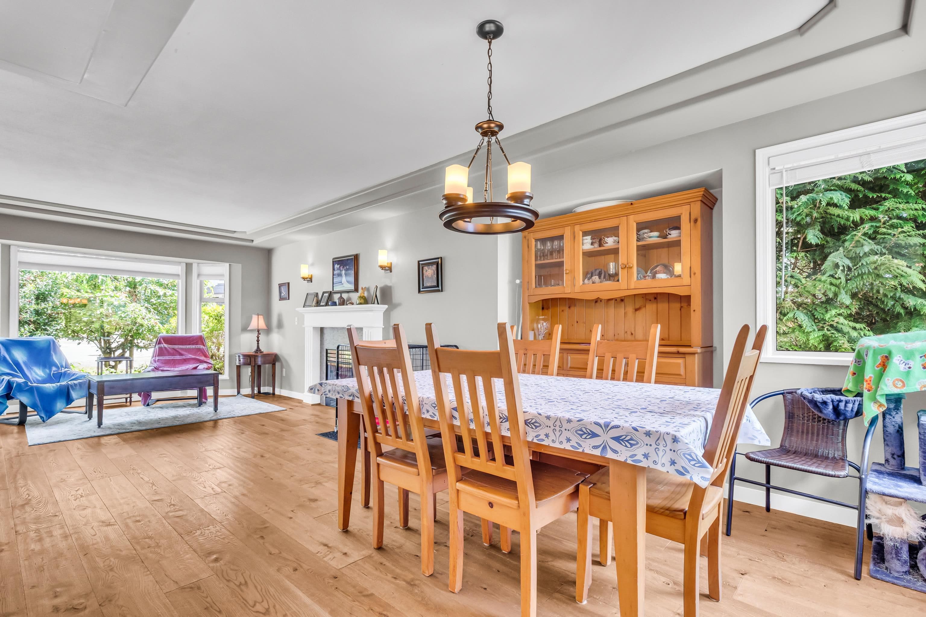 23547 108 Avenue, Maple Ridge, V2W 1B1 — photo 3