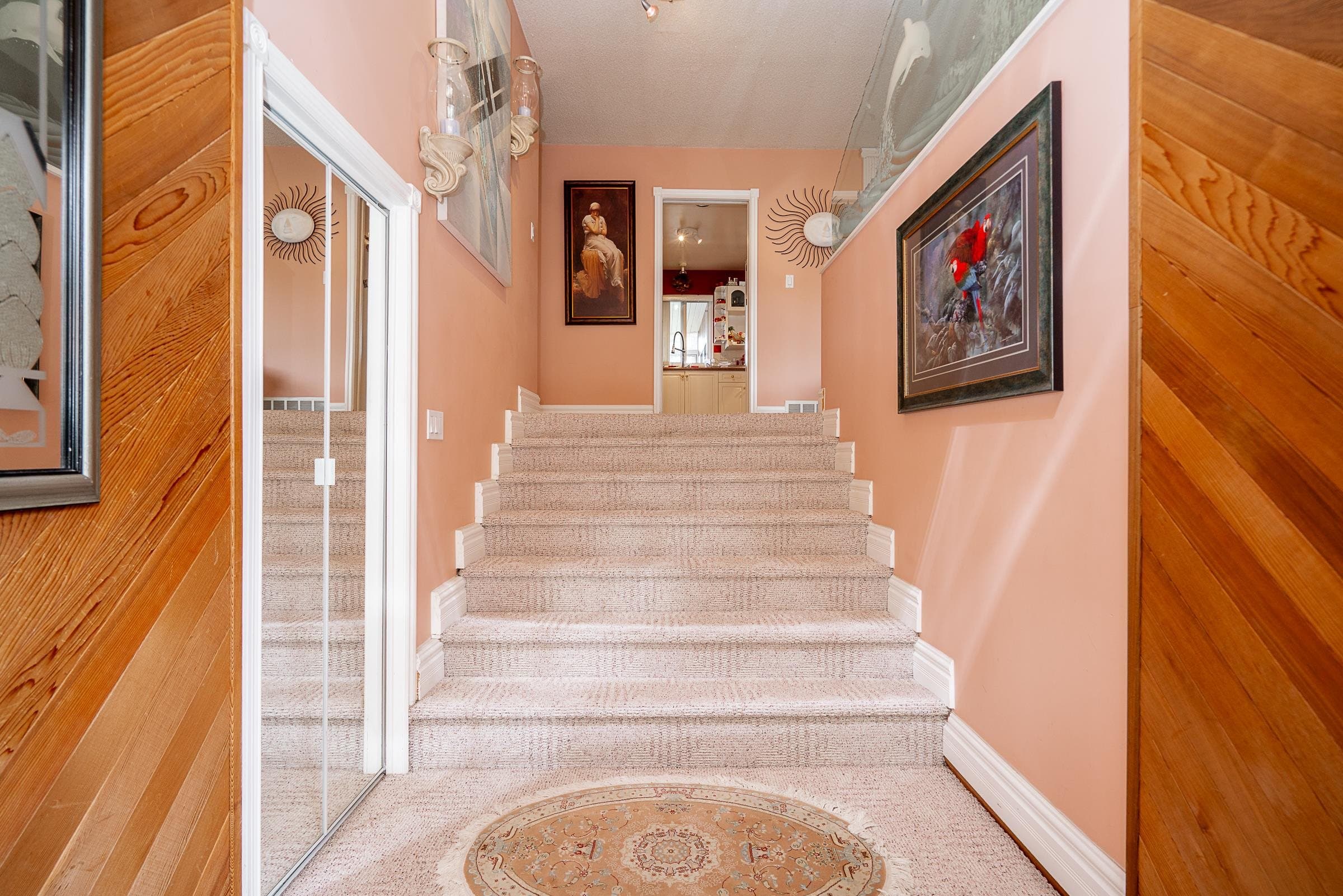6565 Sumas Drive, Burnaby, V5B 2V1 — photo 3