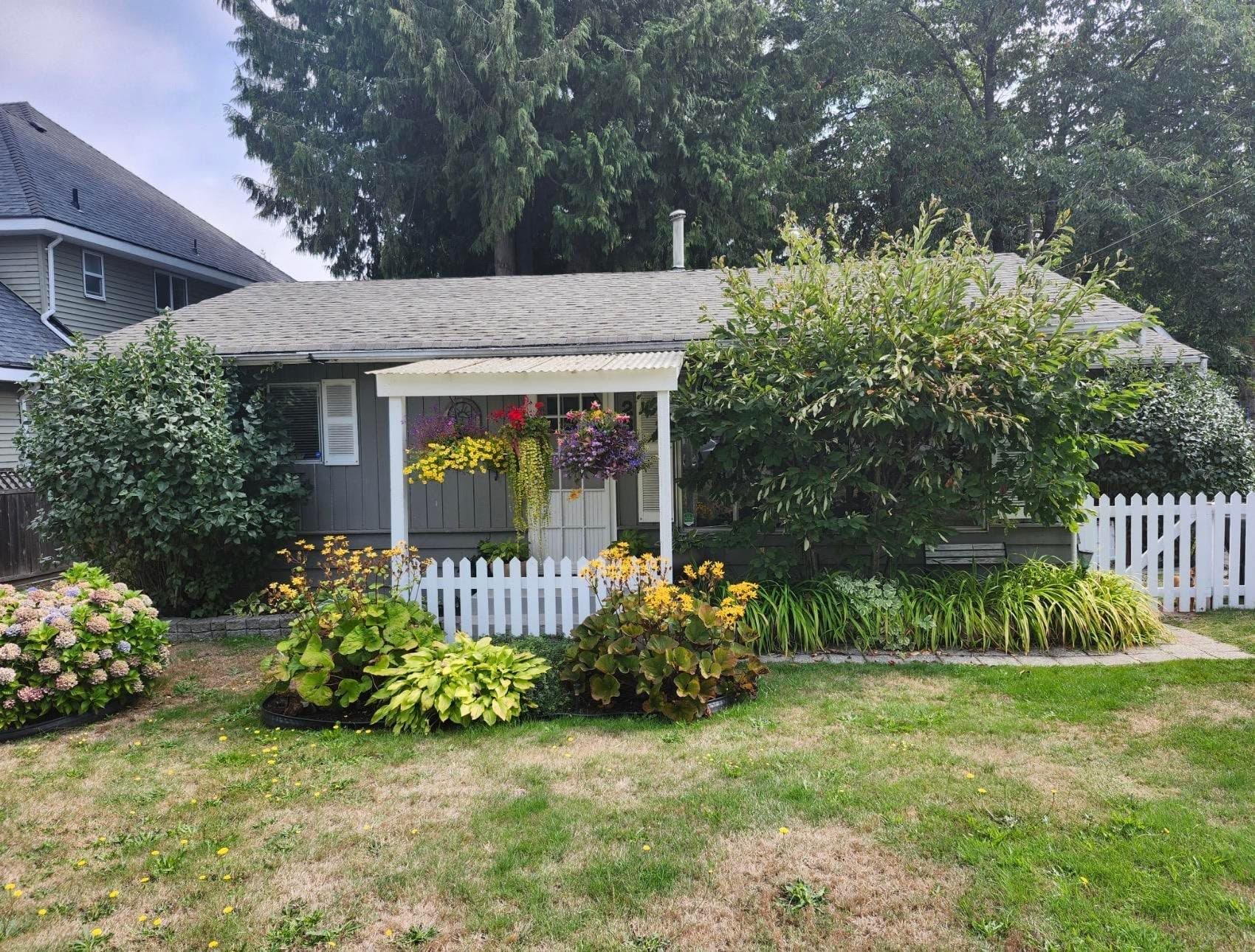 2320 153a Street, Surrey, V4A 4R5 — photo 1