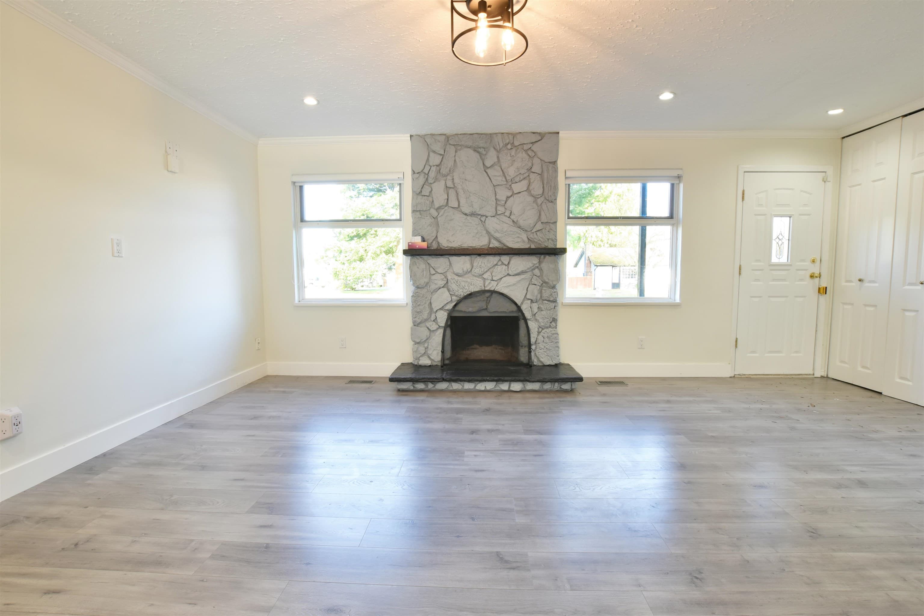 20572 43 Avenue, Langley, V4A 3C2 — photo 2