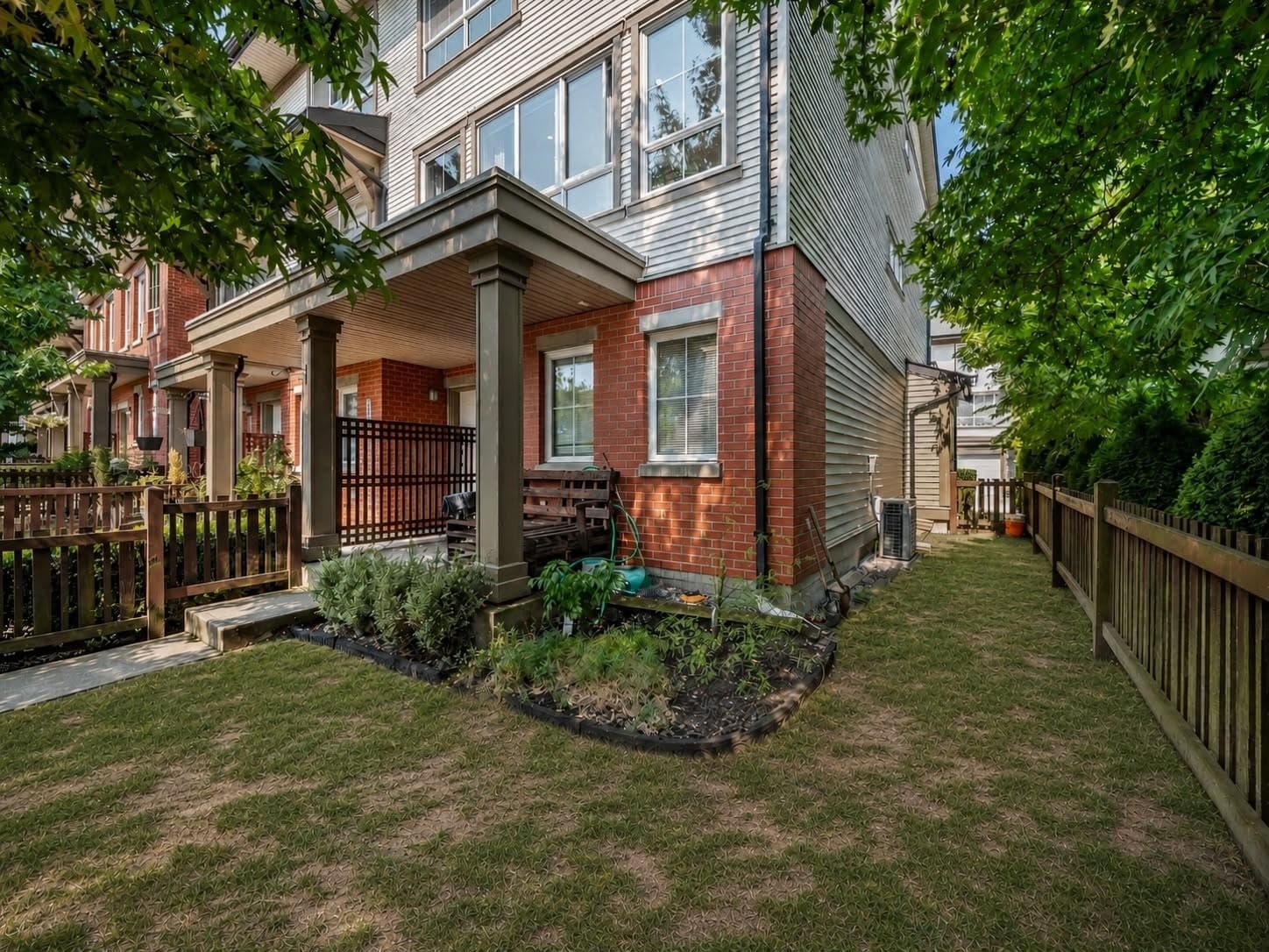 128 - 19505 68a Avenue, Surrey, V4N 6K3 — photo 1