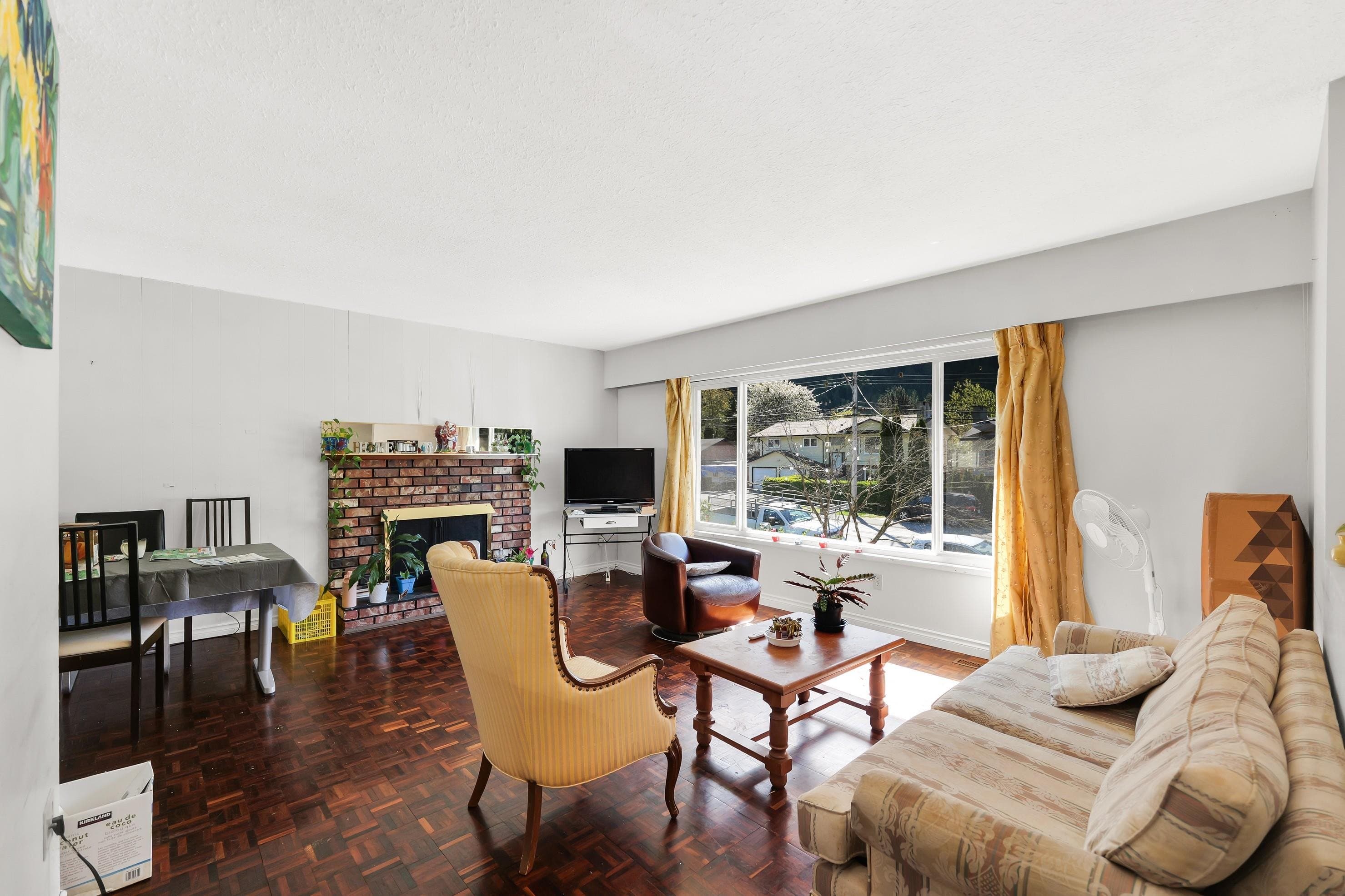 38319 Westway Avenue, Squamish, V8B 0W6 — photo 5