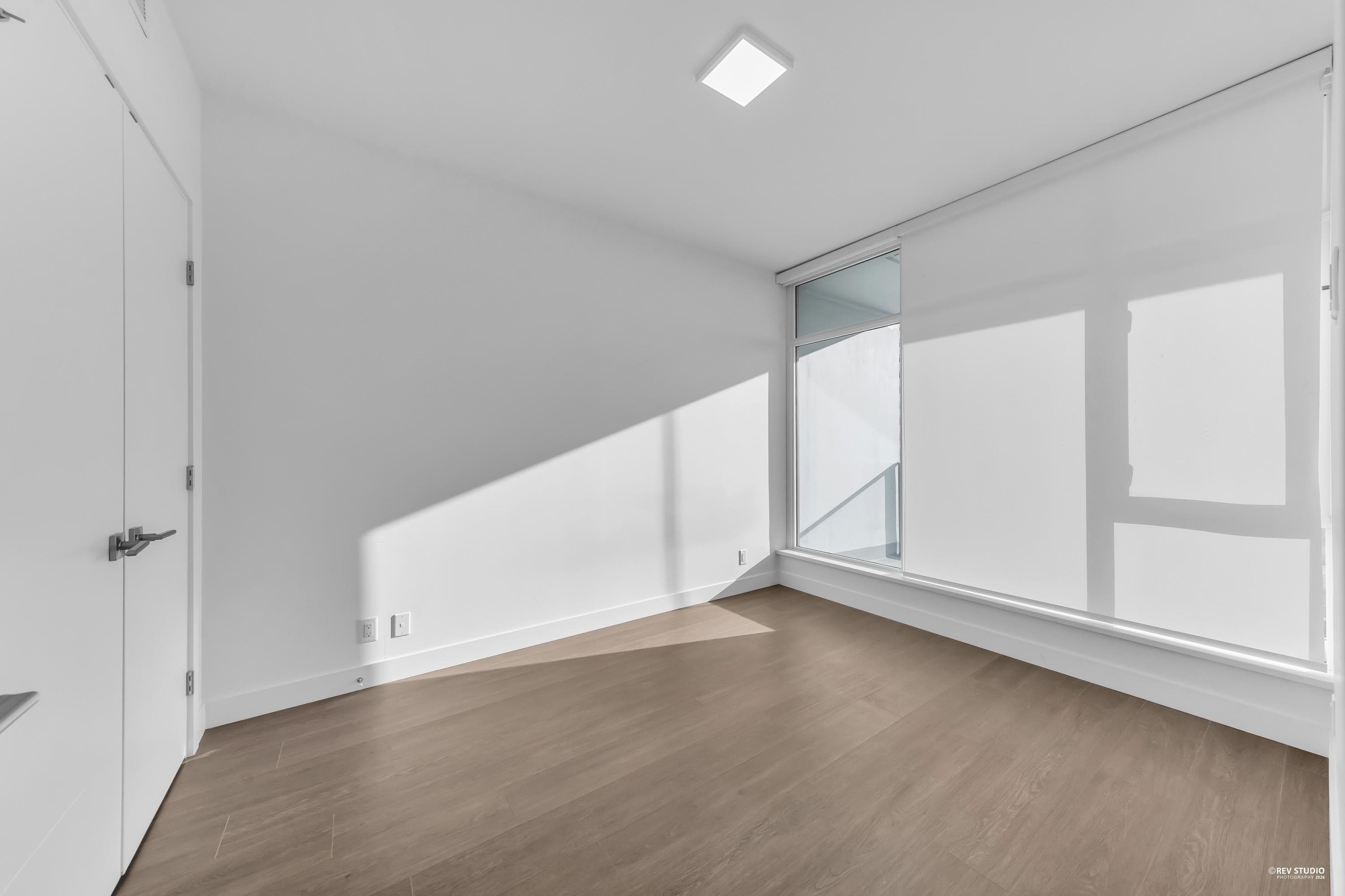 1505 - 6511 Sussex Avenue, Burnaby, V5H 0K5 — photo 2