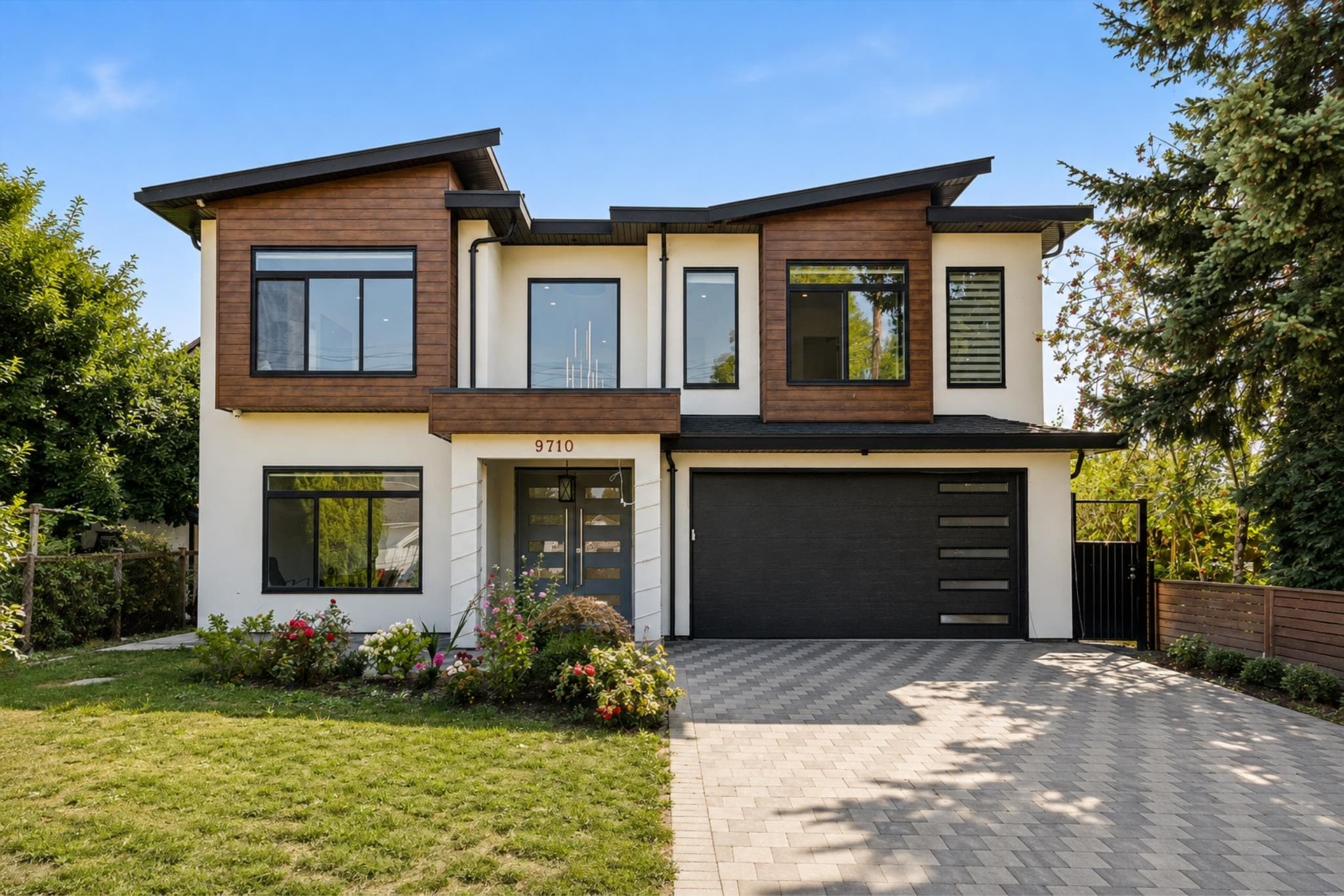 9710 Hemlock Street, Chilliwack, V2P 5J6 — photo 2