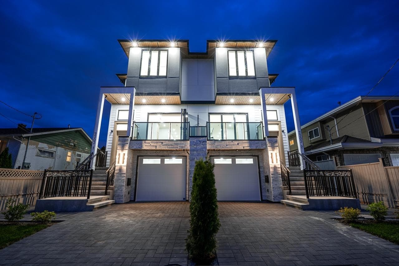 2 - 7303 14th Avenue, Burnaby, V3N 1Z5 — photo 2