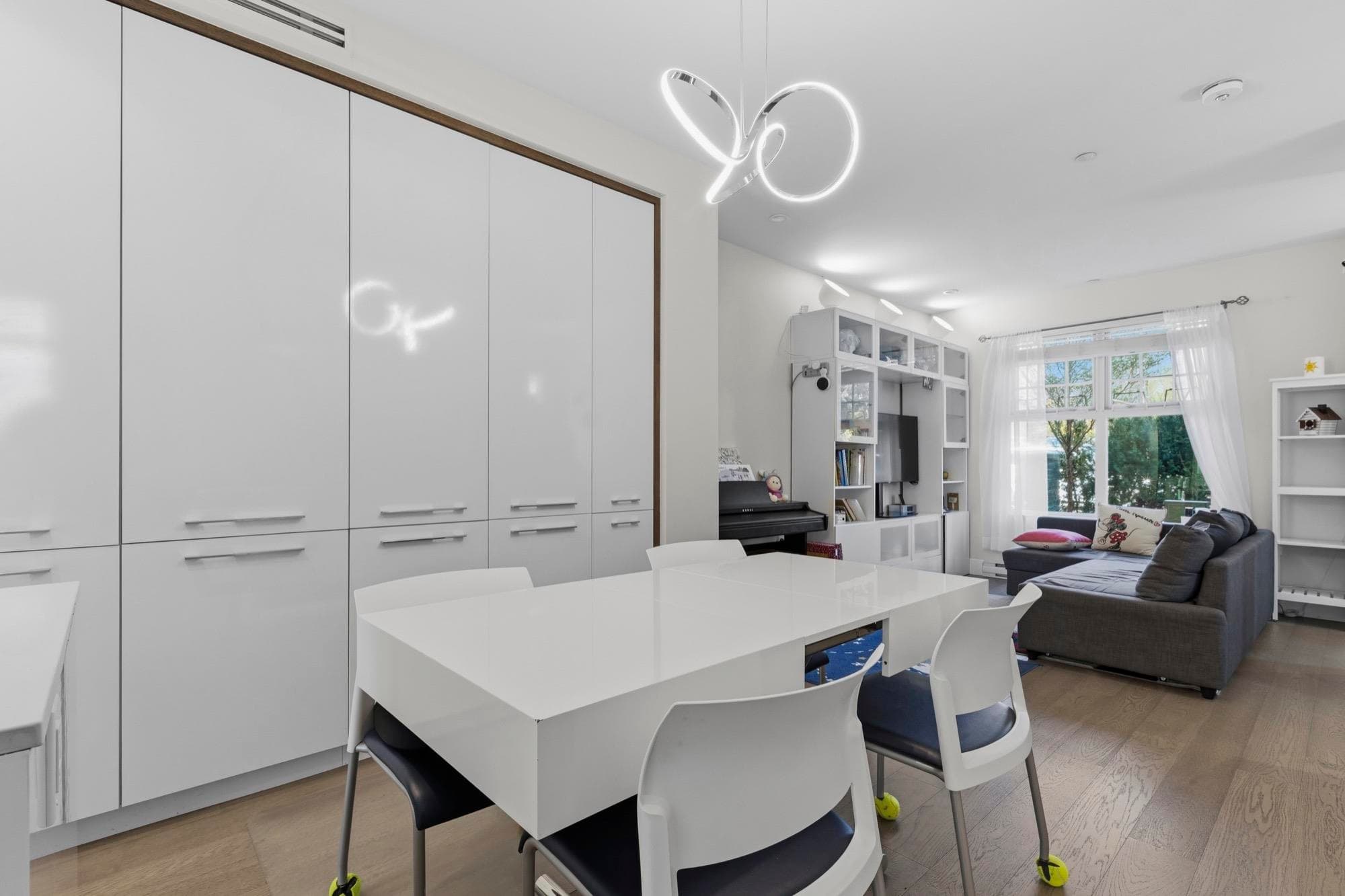 276 W 62nd Avenue, Vancouver, V5X 0H1 — photo 5