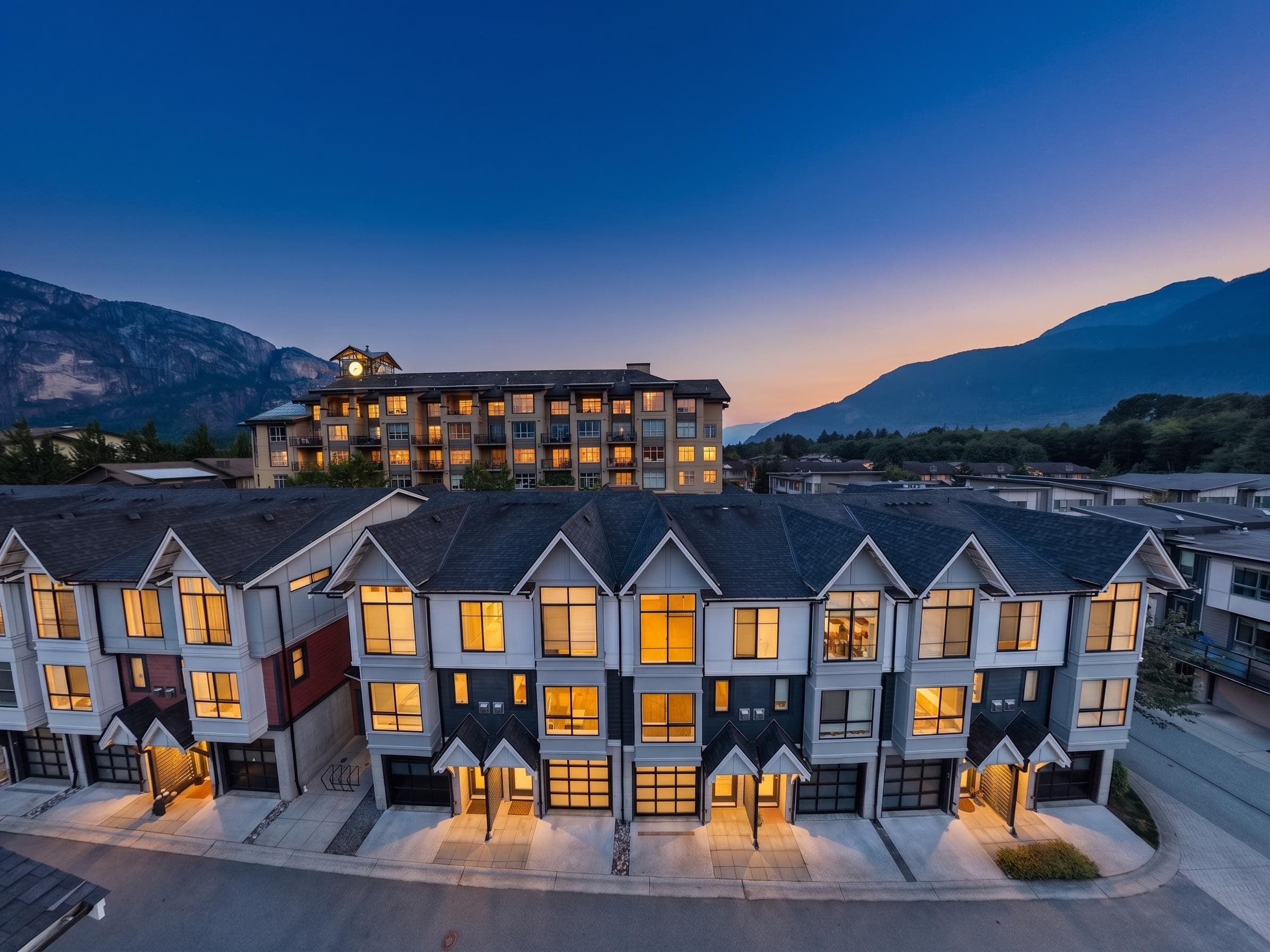 1210 Granite Drive, Squamish, V8B 0V9 — photo 2