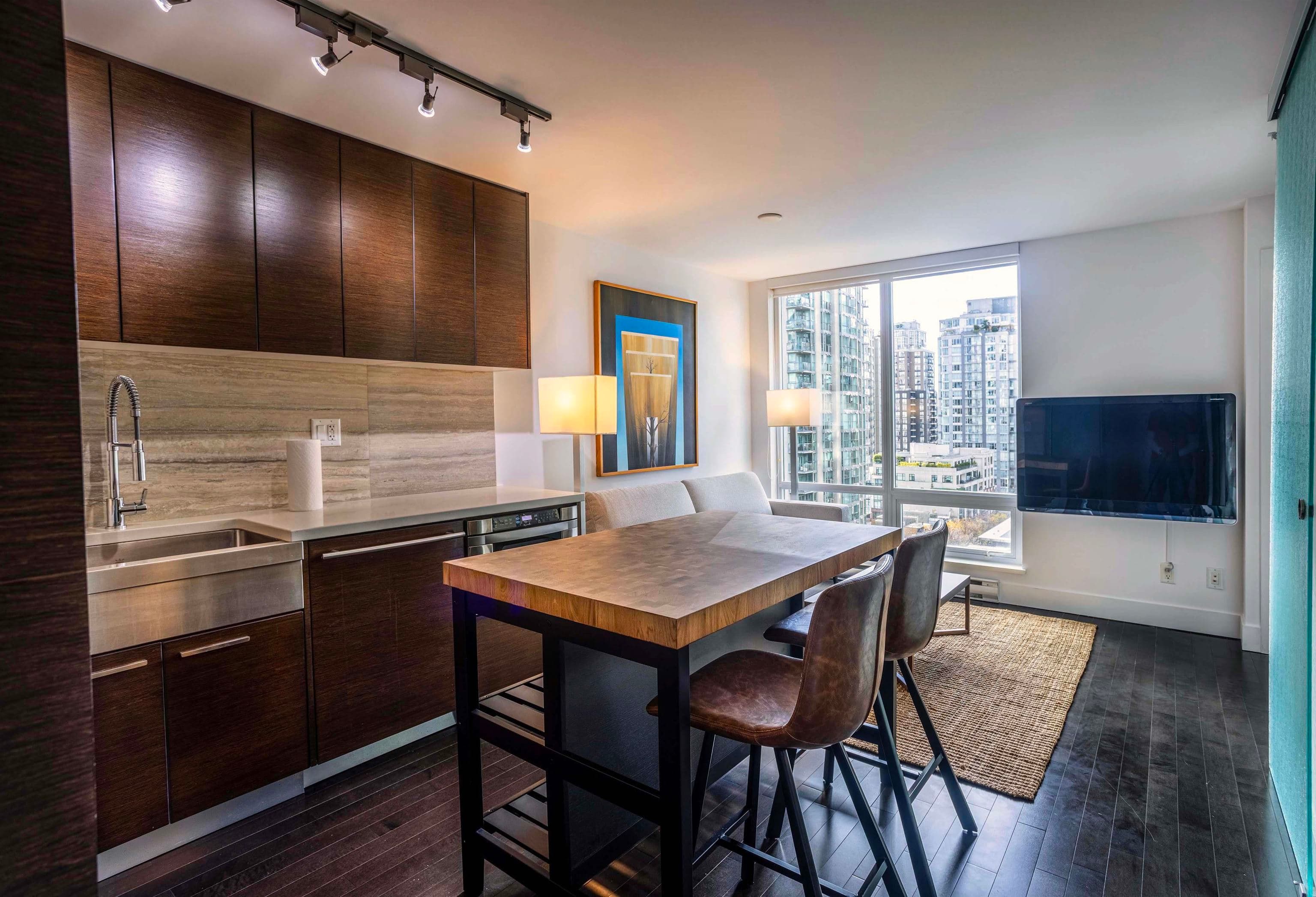 906 - 535 Smithe Street, Vancouver, V6B 0H2 — photo 2
