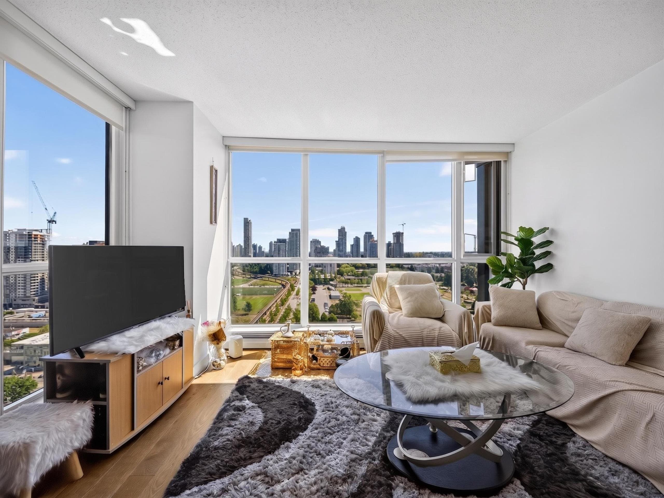 2302 - 10777 University Drive, Surrey, V3T 0E6 — photo 4