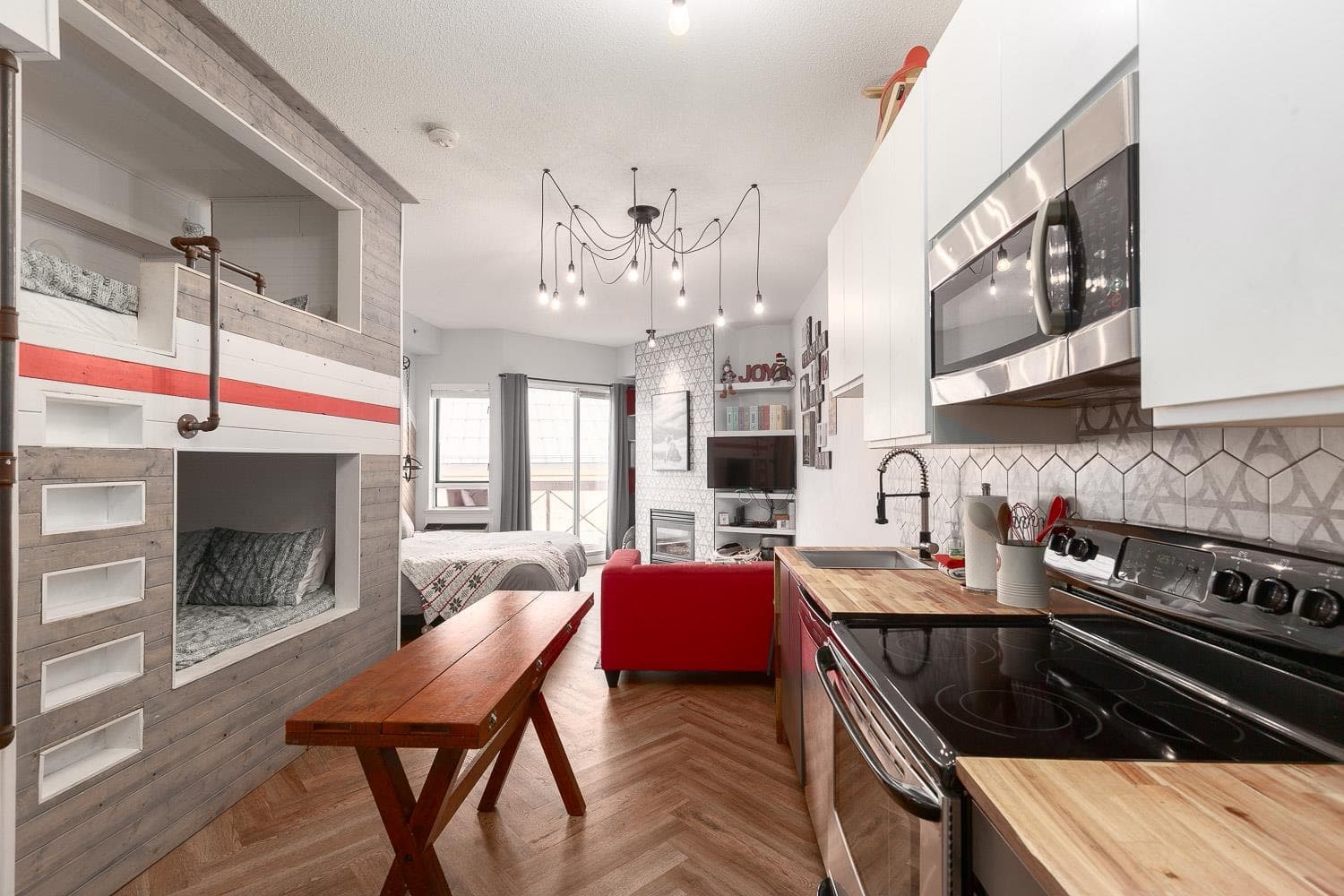 318 - 4368 Main Street, Whistler, V8E 1B6 — photo 4