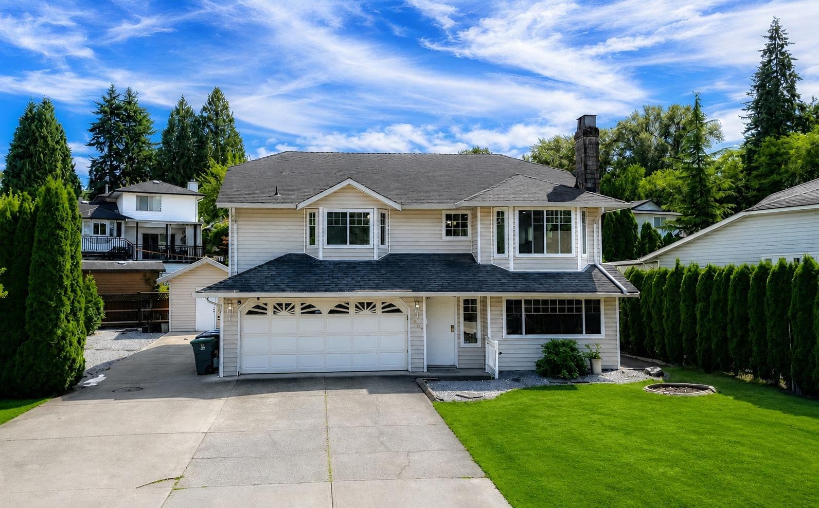 7869 143a Street, Surrey, V3W 9W5 — photo 1