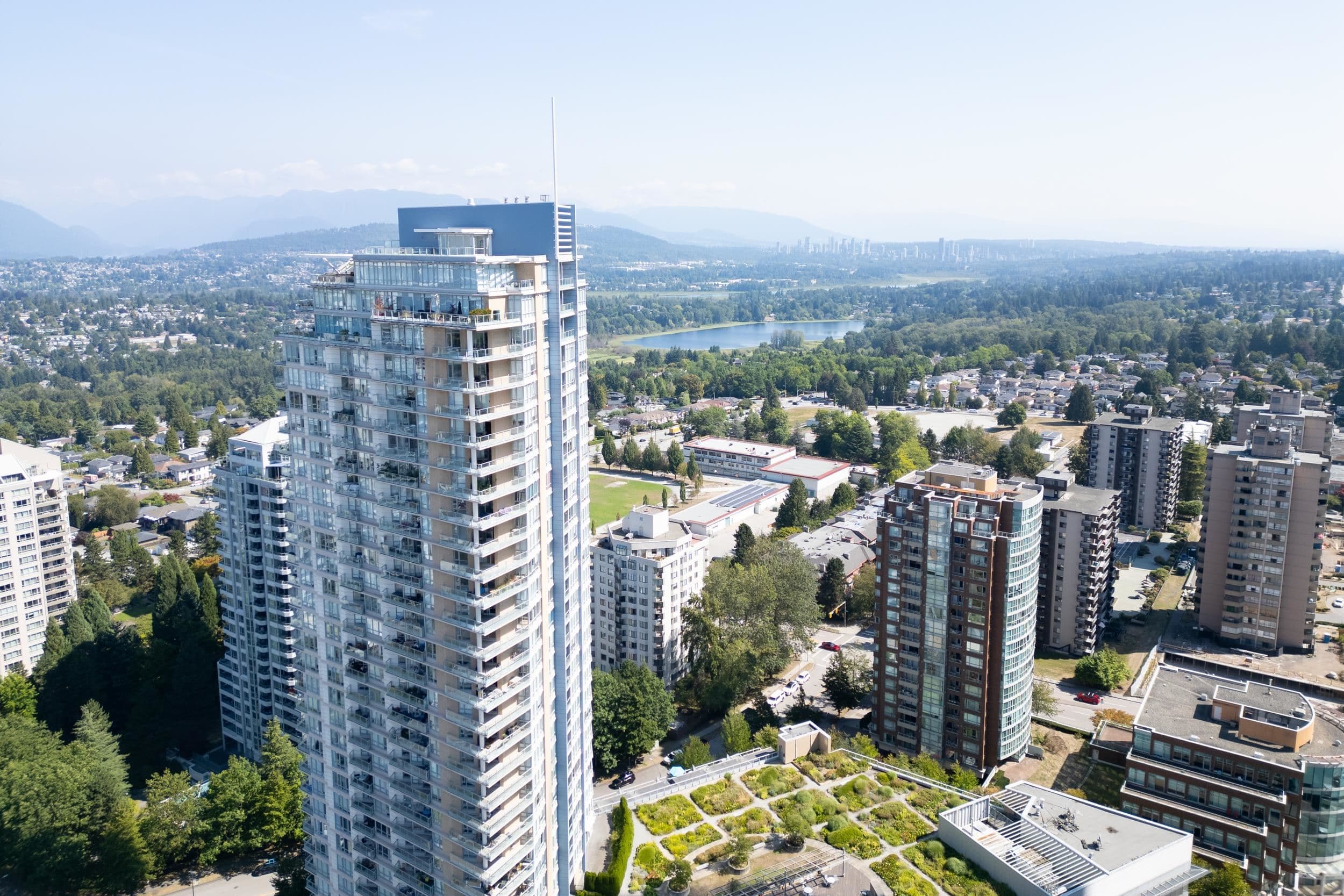 2107 - 4808 Hazel Street, Burnaby, V5H 0A2 — photo 2