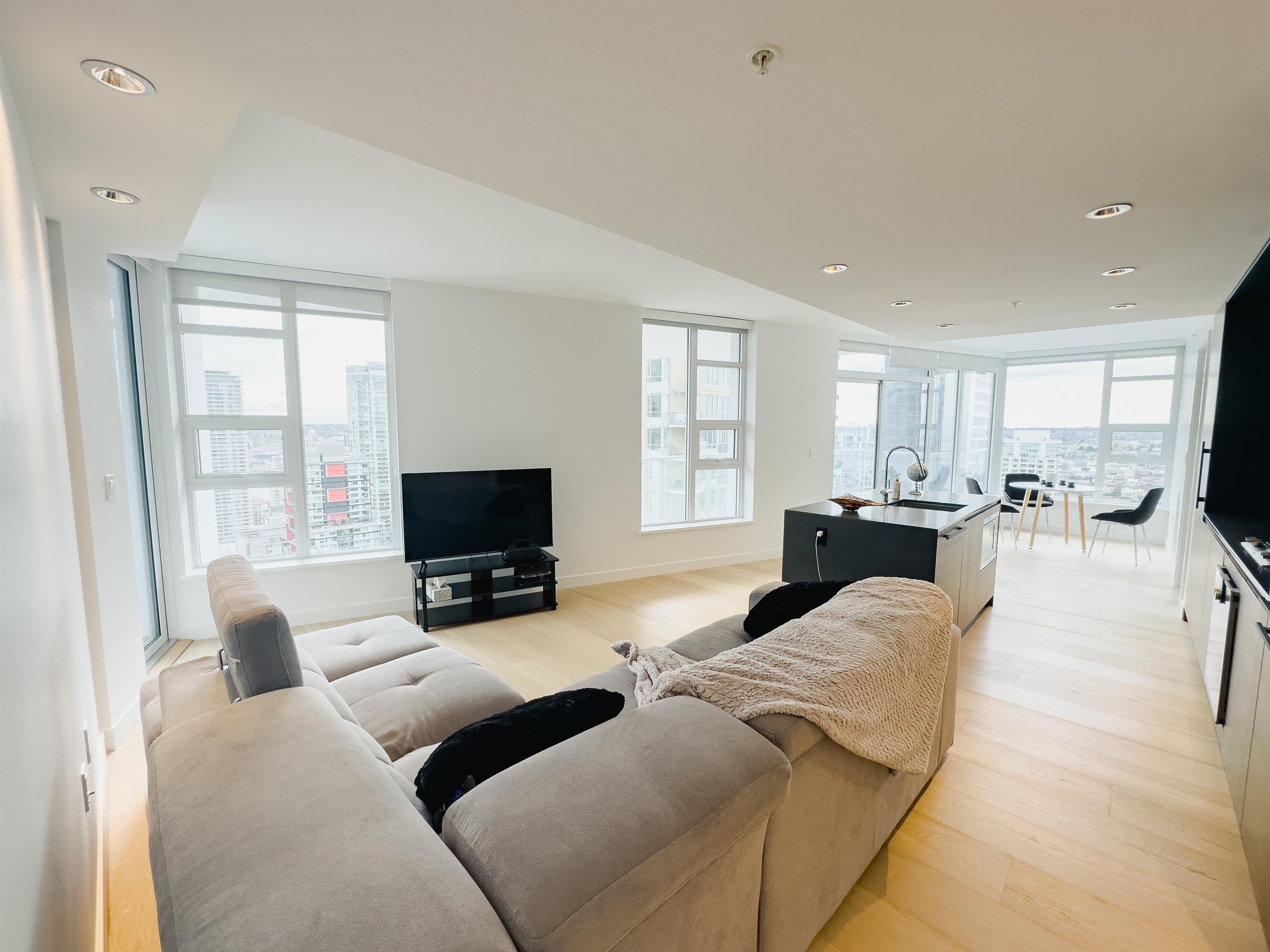 2911 - 1289 Hornby Street, Vancouver, V6Z 0G7 — photo 2