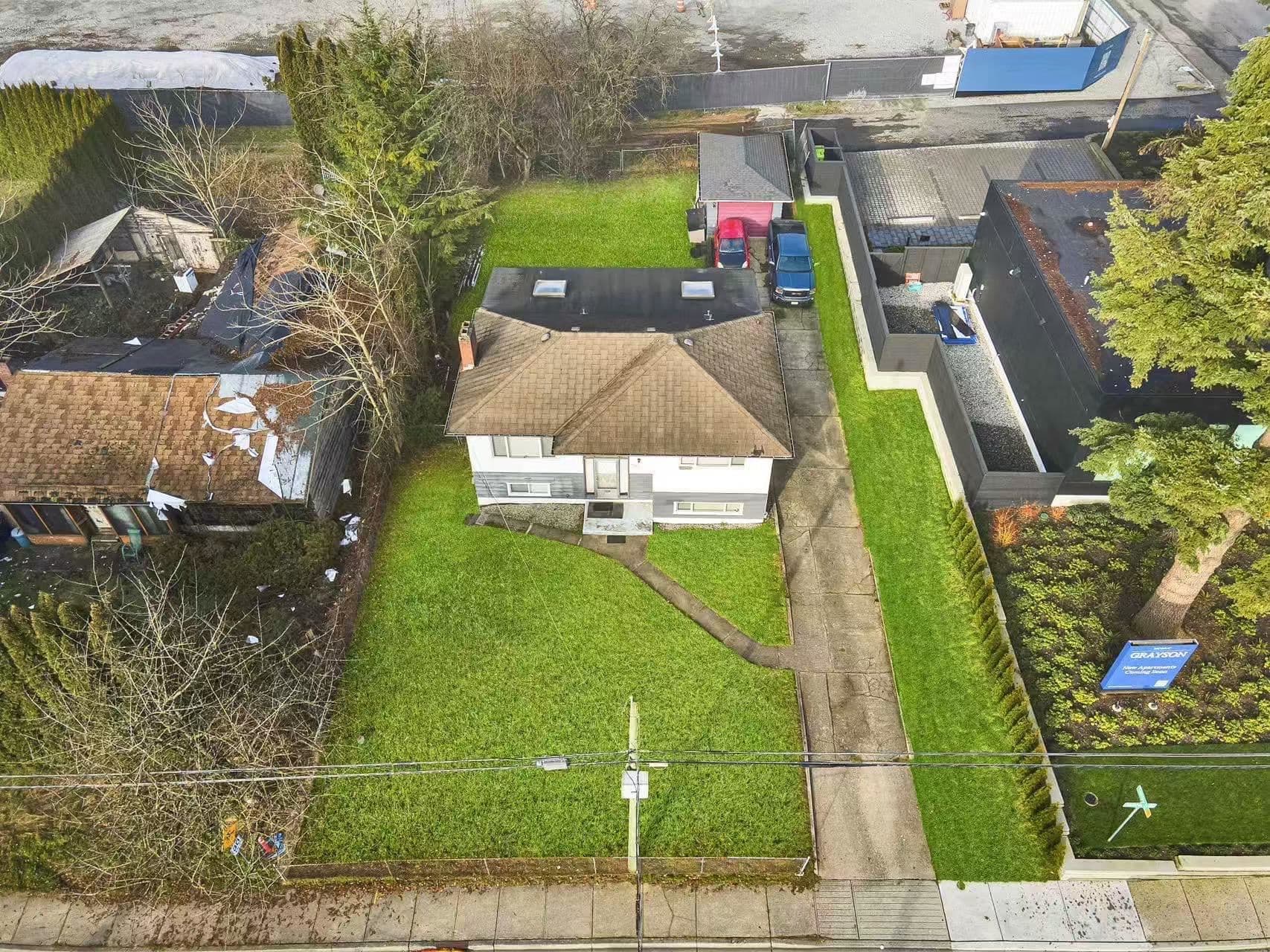 607 Alderson Avenue, Coquitlam, V3K 1T4 — photo 3
