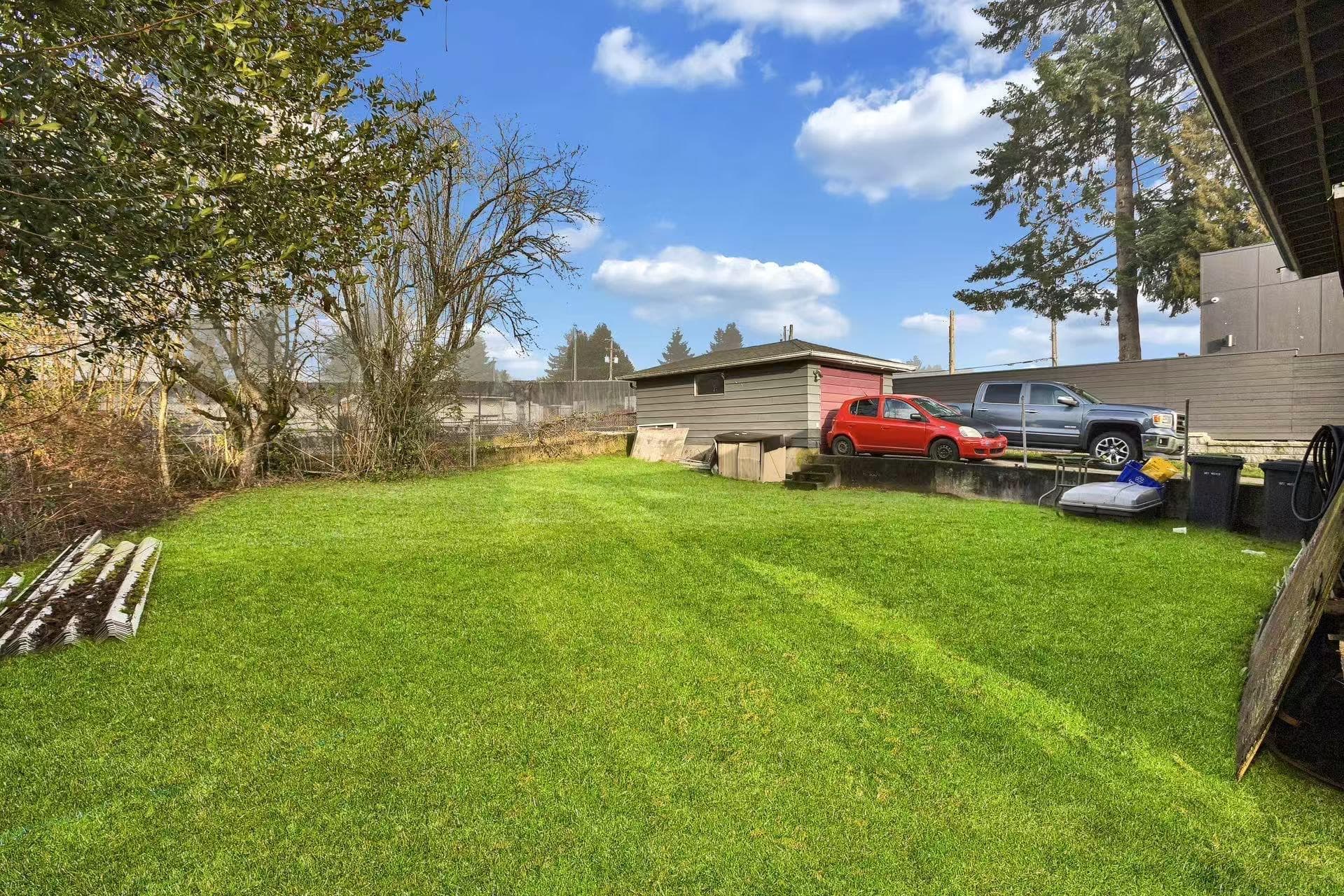 607 Alderson Avenue, Coquitlam, V3K 1T4 — photo 5