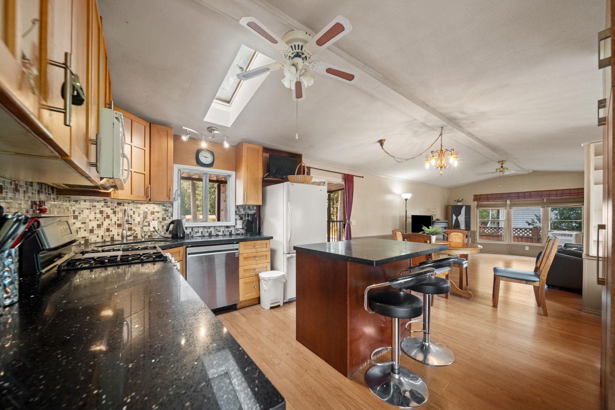 34 - 12868 229th Street, Maple Ridge, V2X 6R1 — photo 4