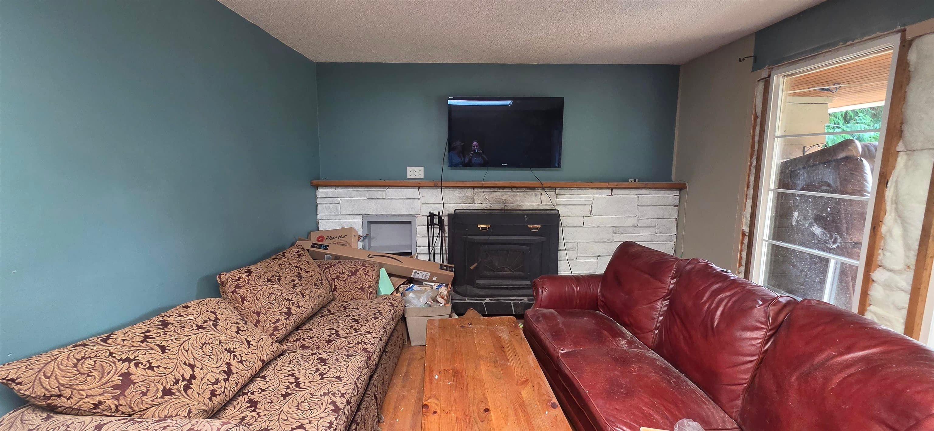 12888 Front Road, Madeira Park, V0N 2H1 — photo 5