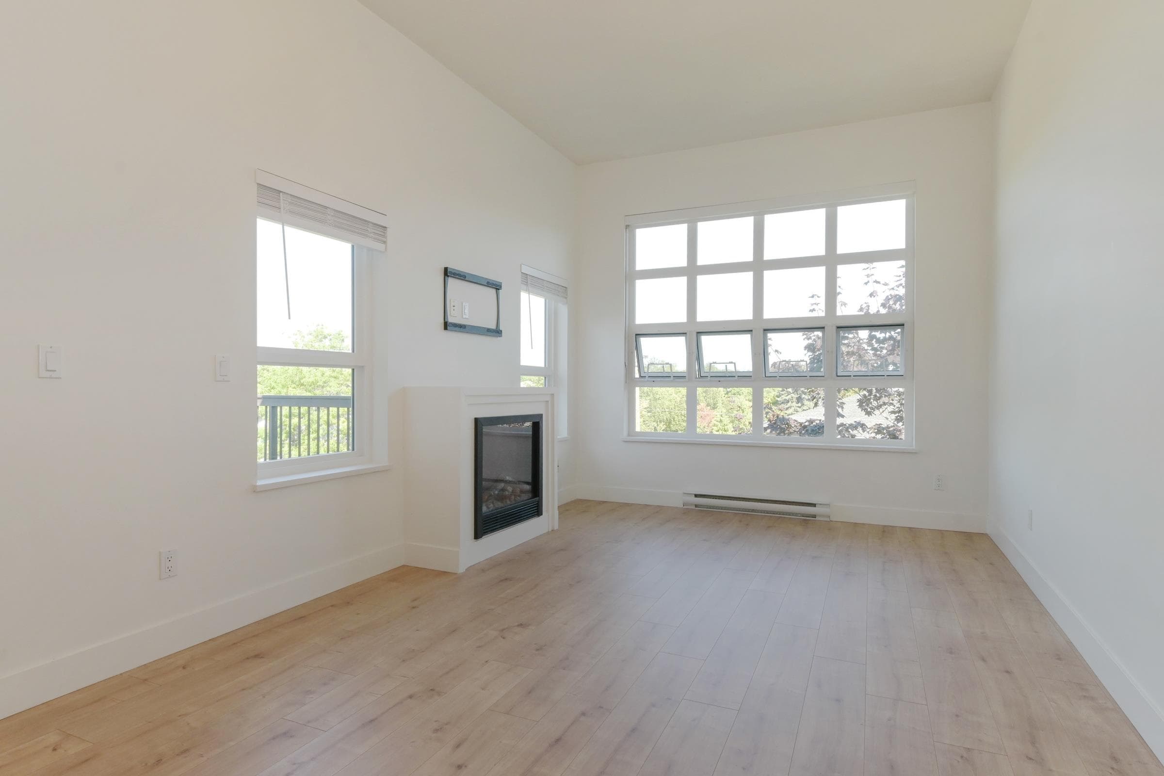 411 - 6815 188 Street, Surrey, V4N 0Z8 — photo 3