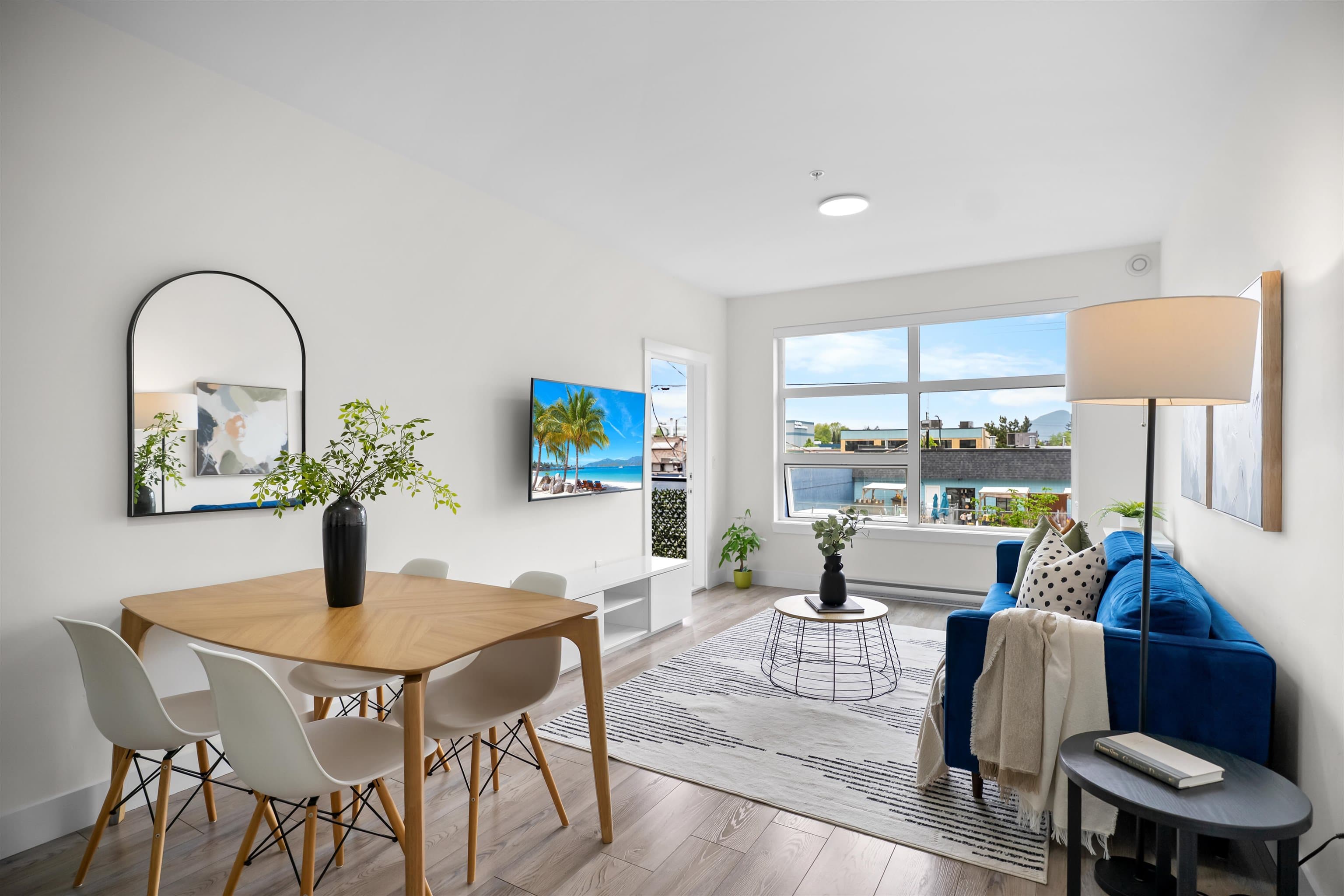 202 - 22577 Royal Crescent, Maple Ridge