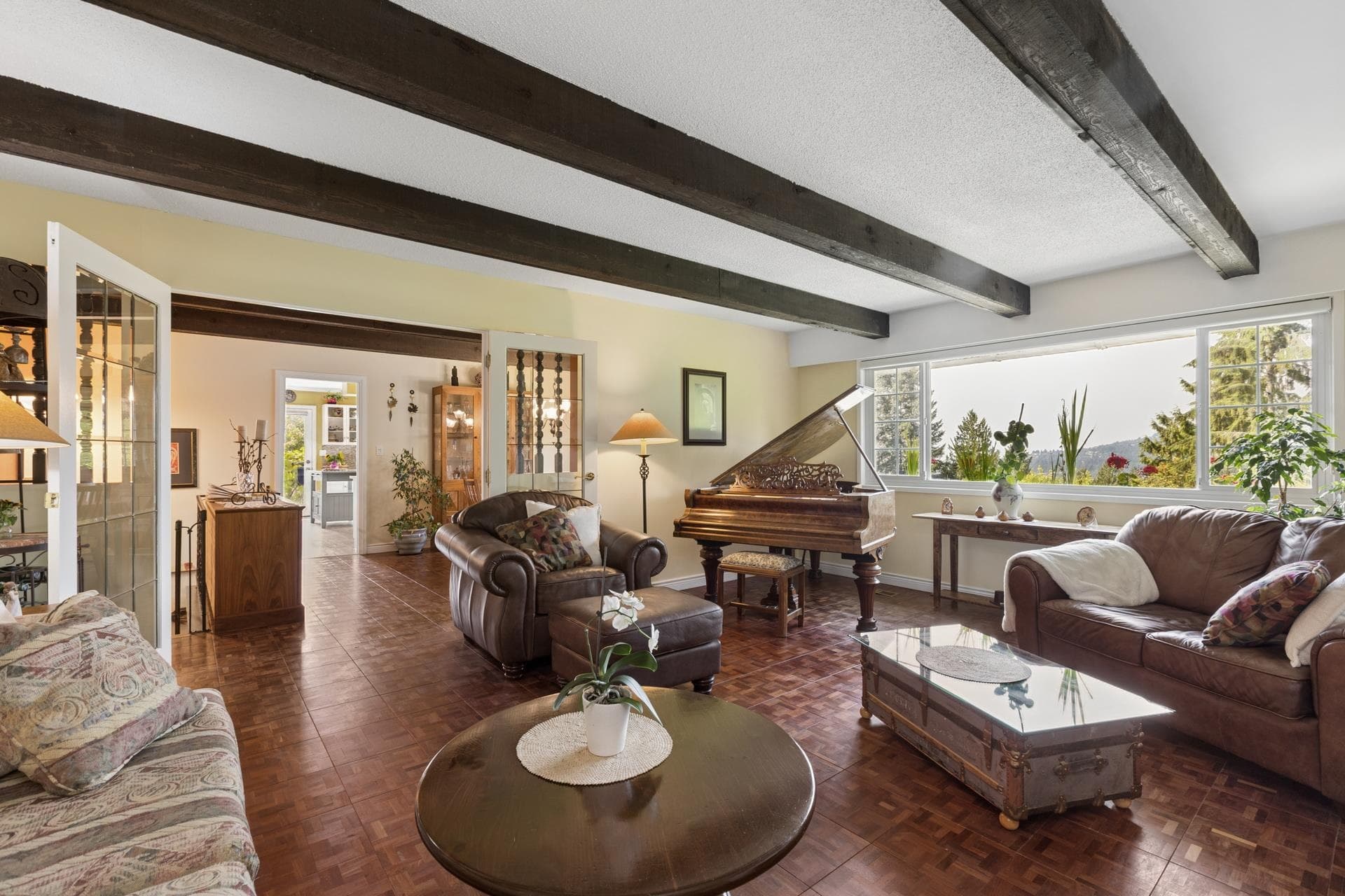 704 Maurelle Court, North Vancouver, V7R 2M1 — photo 4