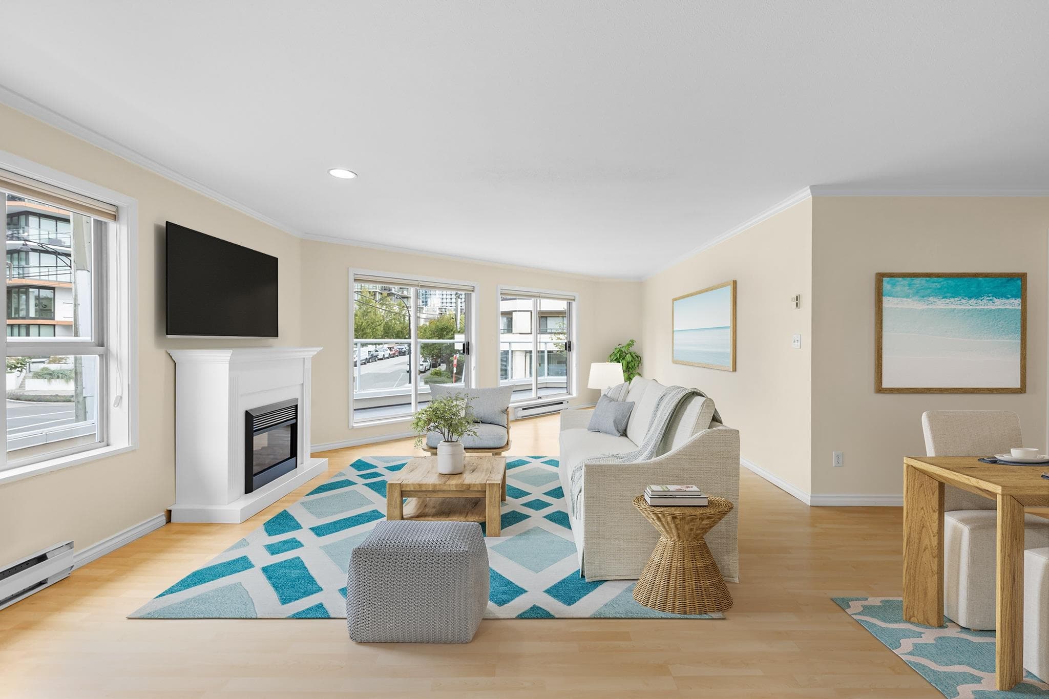 209 - 1378 George Street, White Rock, V4B 3Z9 — photo 3