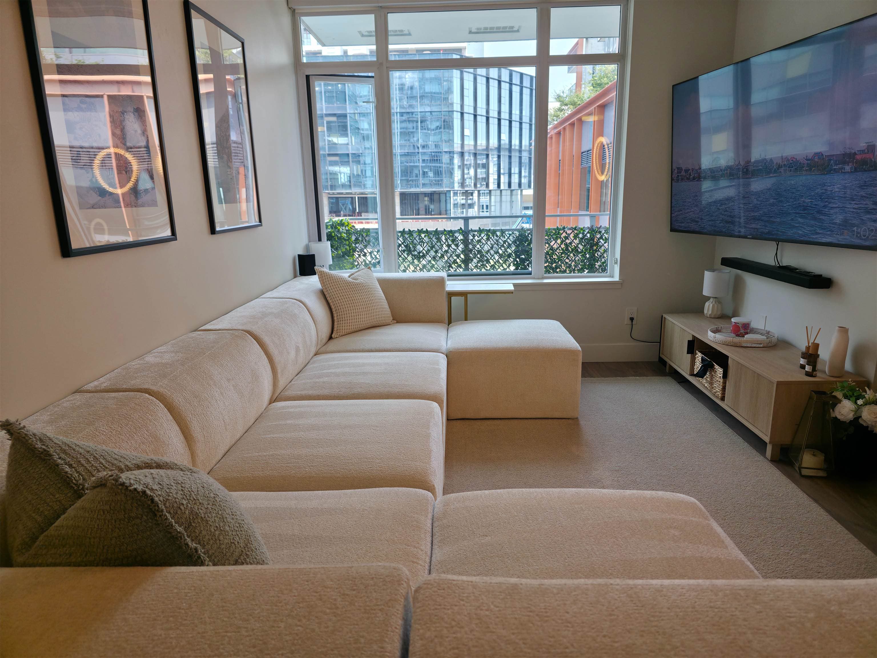 507 - 258 Nelson's Court, New Westminster, V3L 0J9 — photo 2