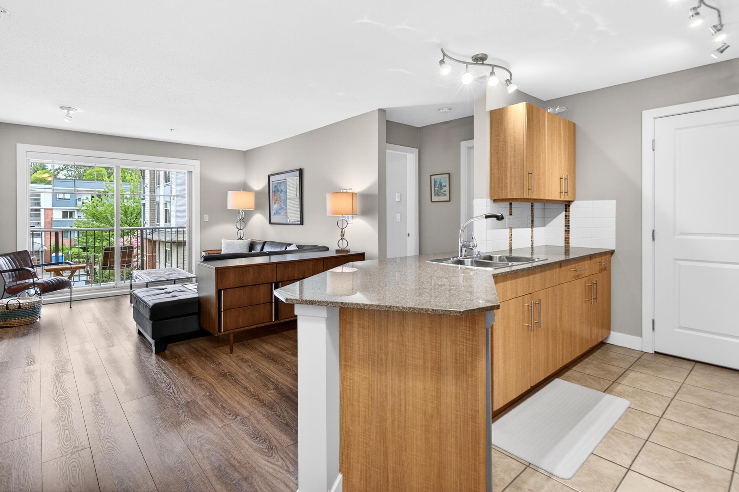 301 - 12020 207a Street, Maple Ridge, V2X 8V2 — photo 1