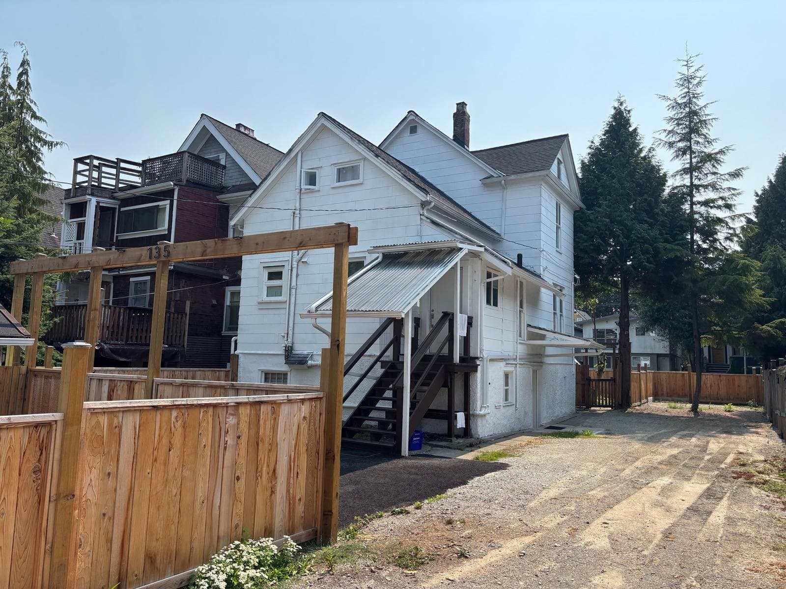 135 W 12th Avenue, Vancouver, V5Y 1T6 — photo 3