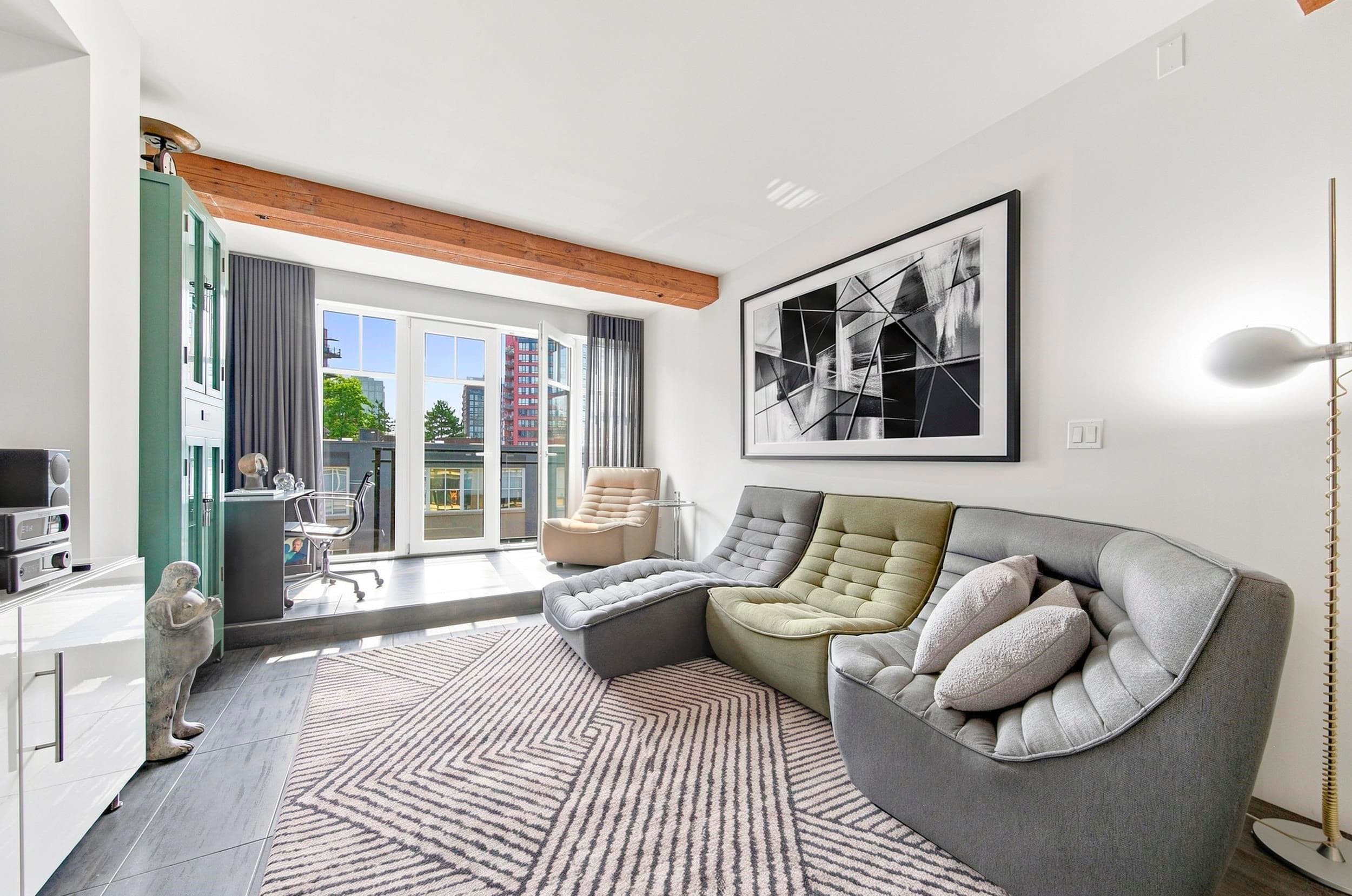 308 - 1275 Hamilton Street, Vancouver, V6B 1E2 — photo 1