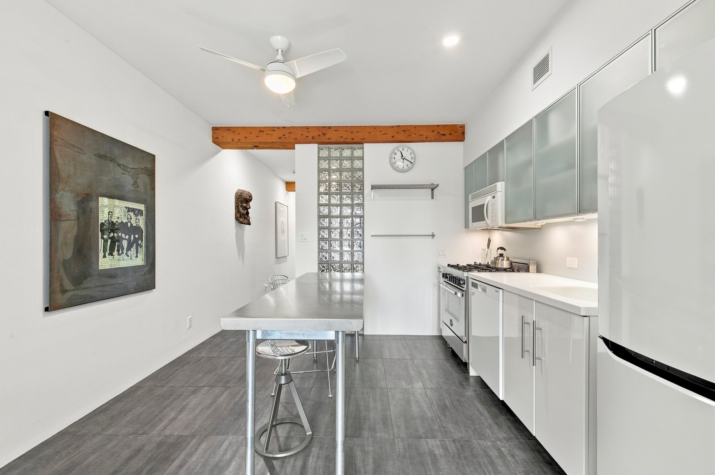 308 - 1275 Hamilton Street, Vancouver, V6B 1E2 — photo 5