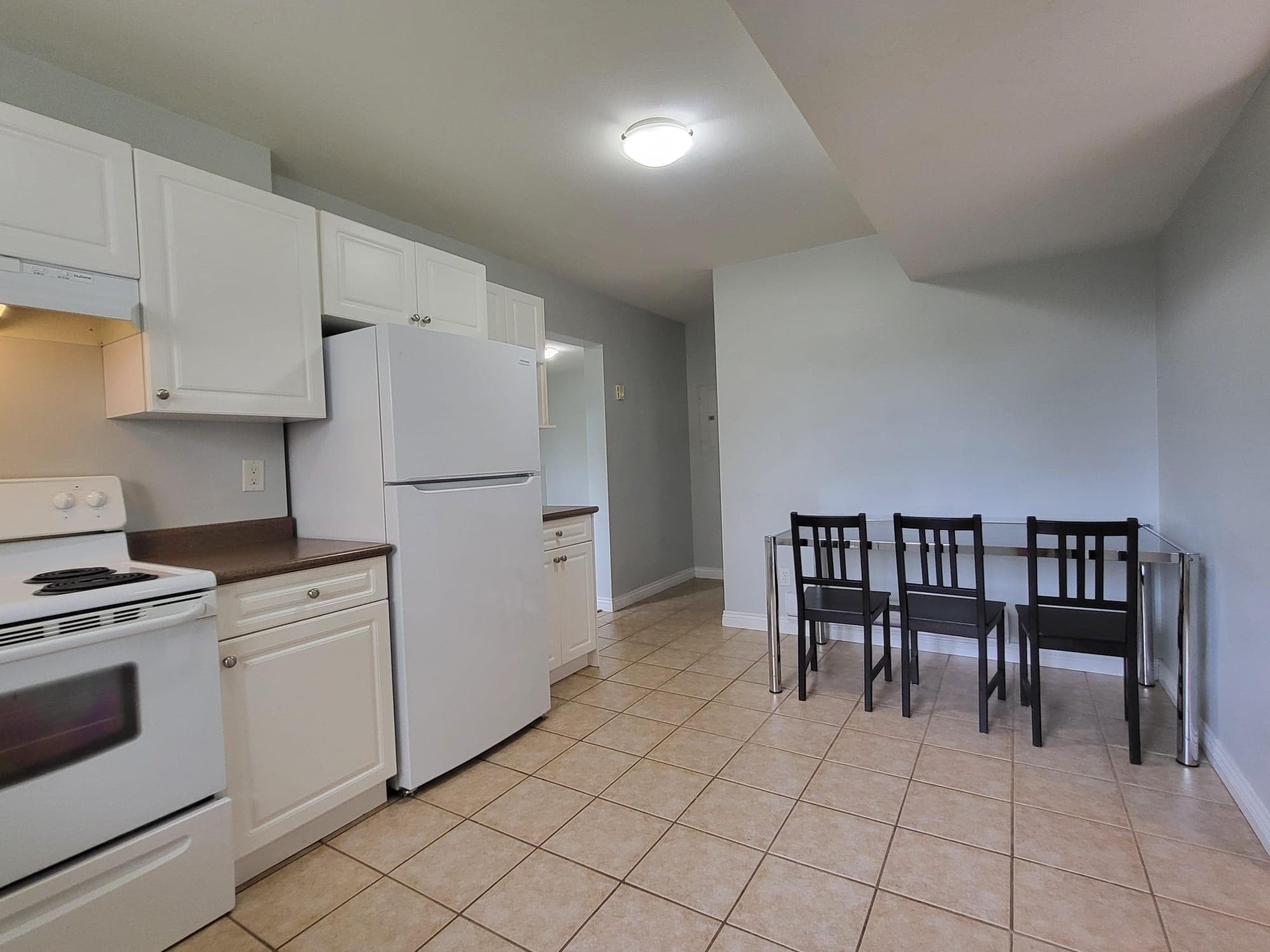 Garden Suite - 2868 Mclaren Court, Coquitlam