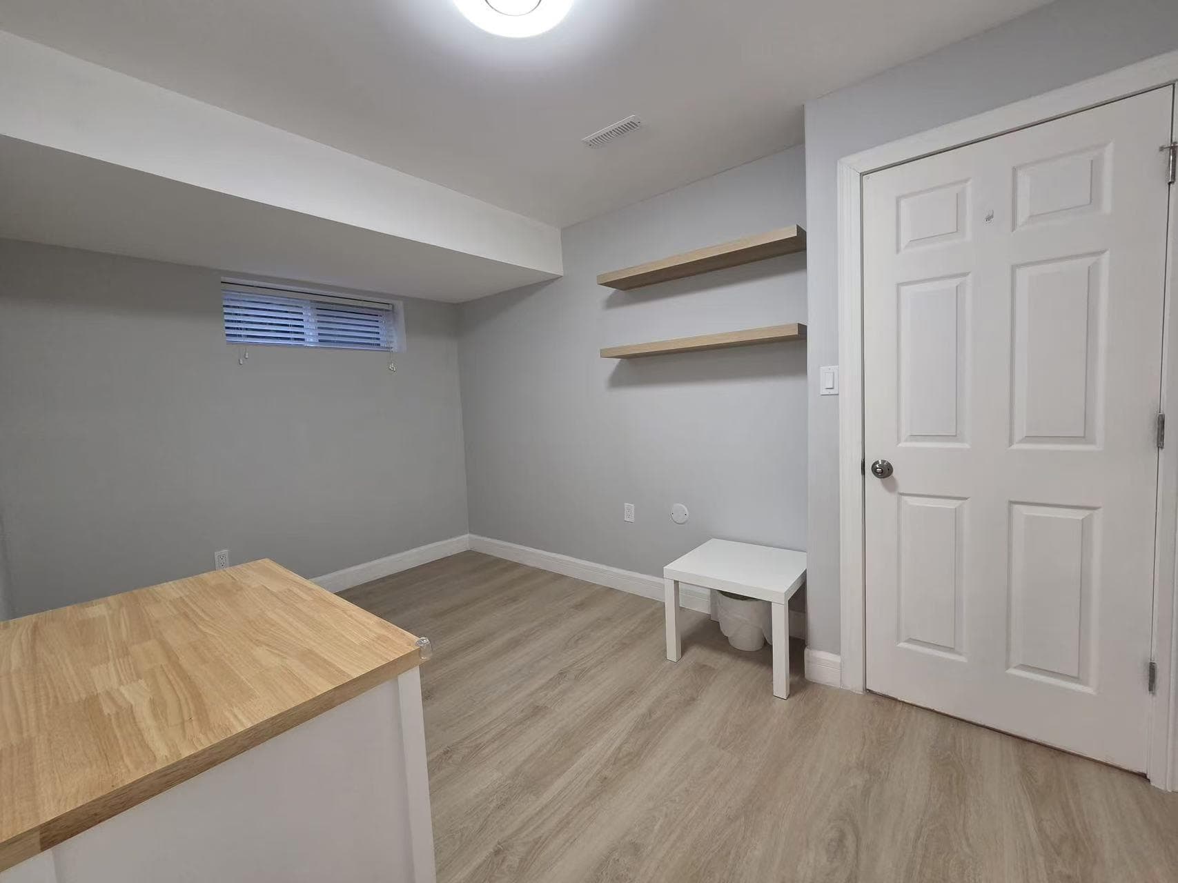 2 Bed Suite - 1418 El Camino Drive, Coquitlam, V3E 0H7 — photo 3