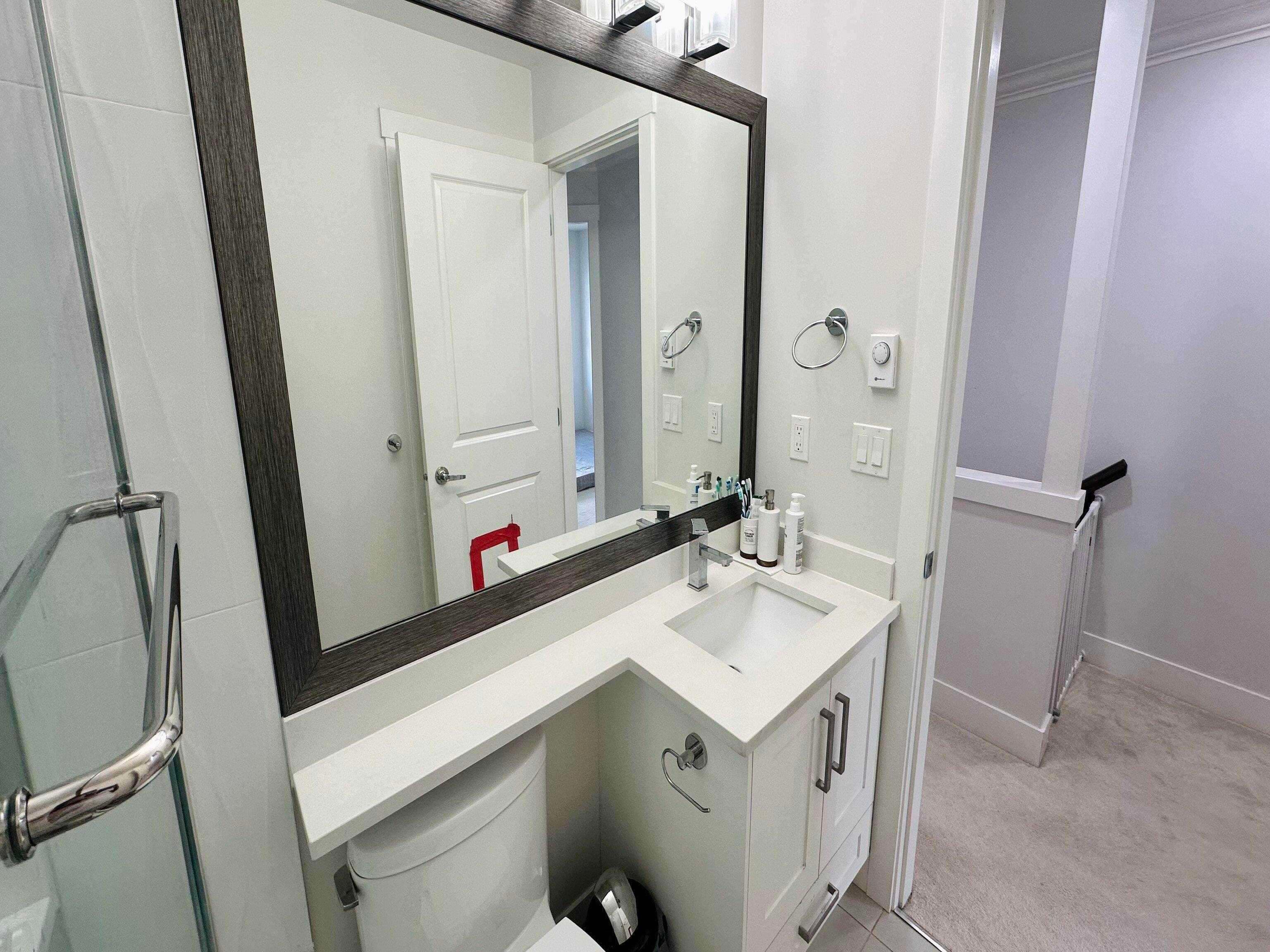 176 - 13898 64 Avenue, Surrey, V3W 1L6 — photo 3