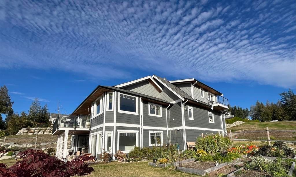605 Woodland Avenue, Gibsons, V0N 1V1 — photo 4