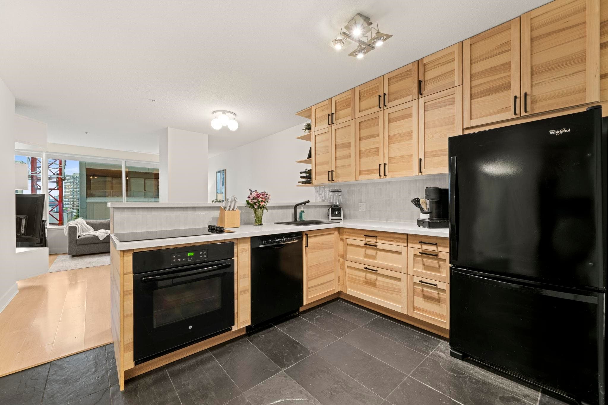 808 - 1177 Hornby Street, Vancouver, V6Z 2E9 — photo 3