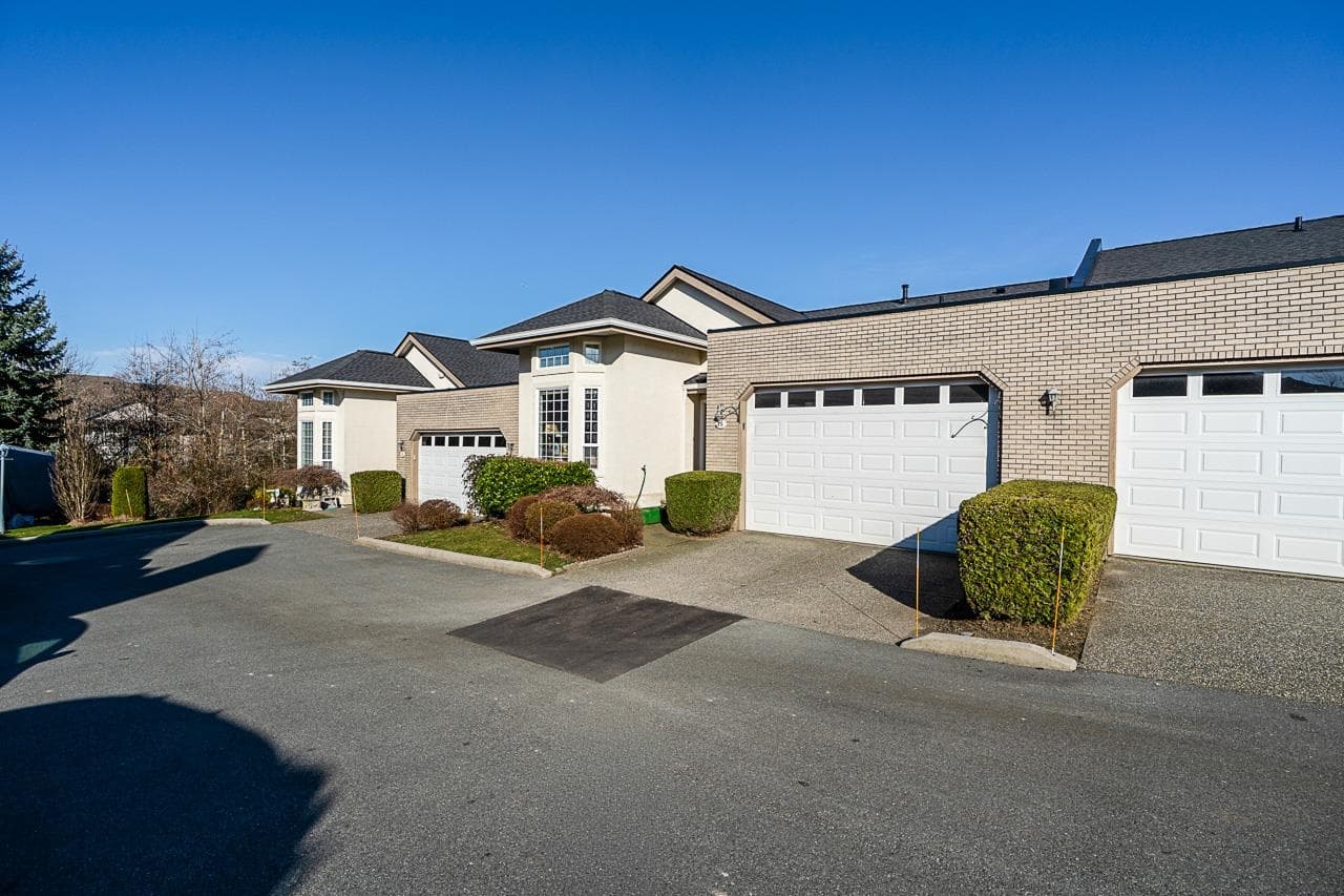 16 - 31450 Spur Avenue, Abbotsford, V2T 5M3 — photo 1