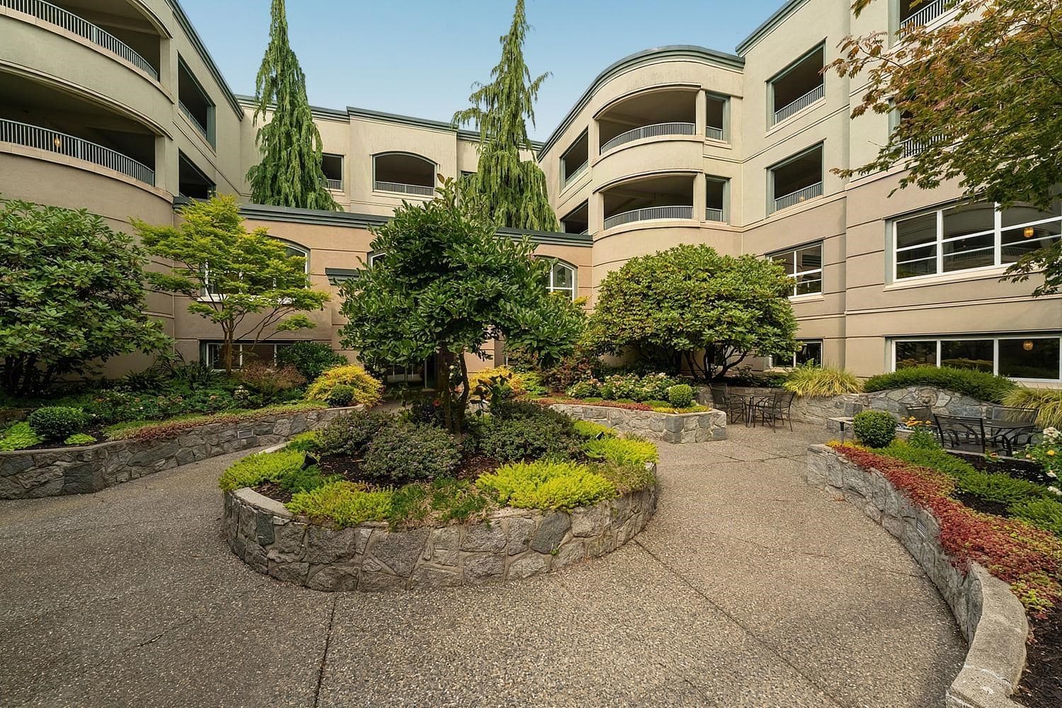 203 - 1725 128 Street, Surrey, V4A 3V2 — photo 2