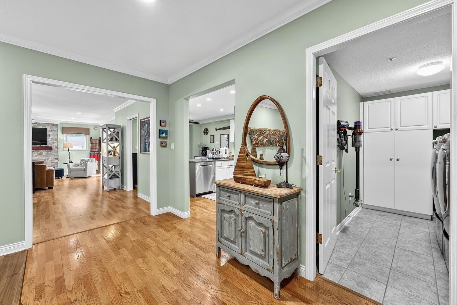 203 - 1725 128 Street, Surrey, V4A 3V2 — photo 4