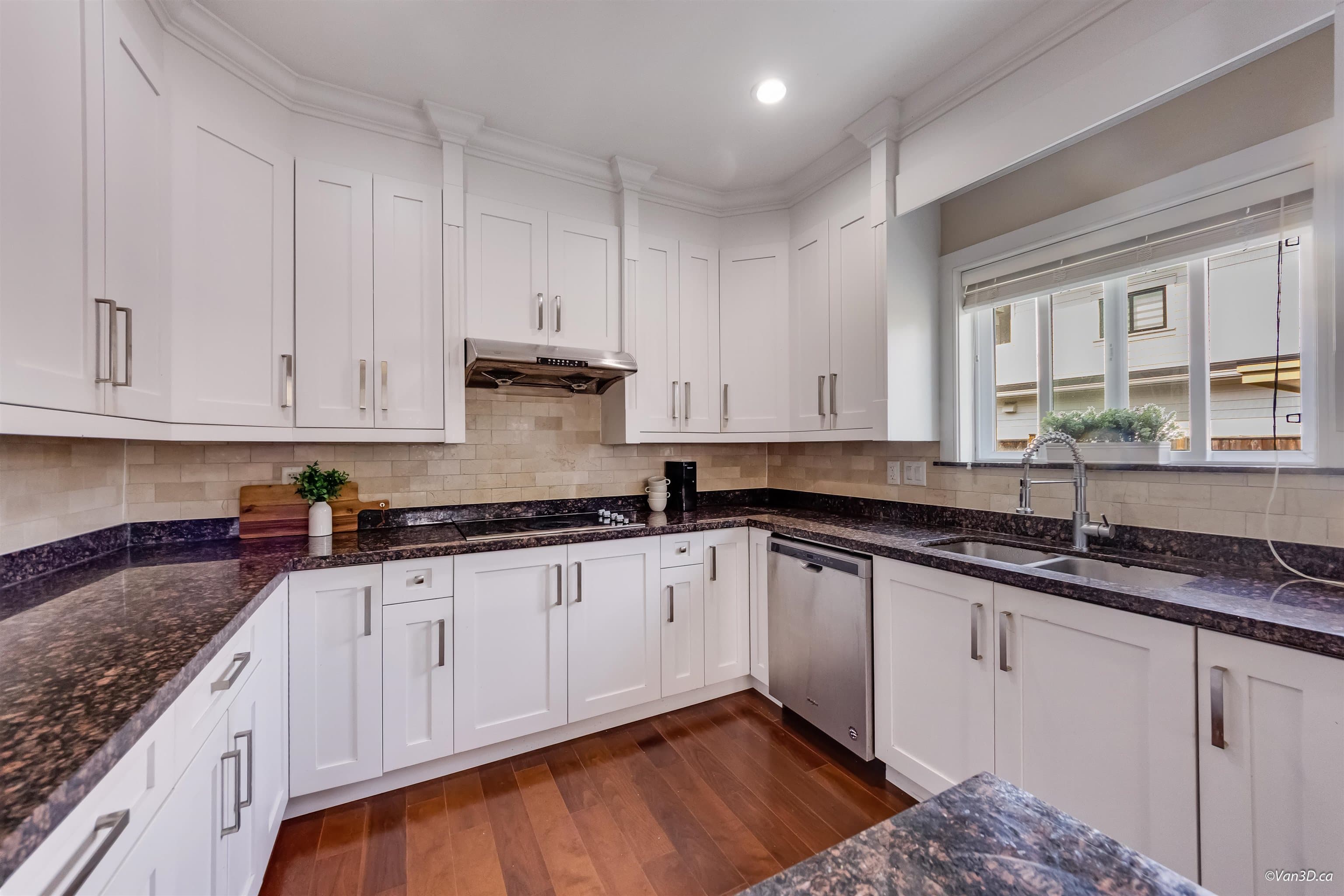 6643 Imperial Street, Burnaby, V5E 1M9 — photo 3