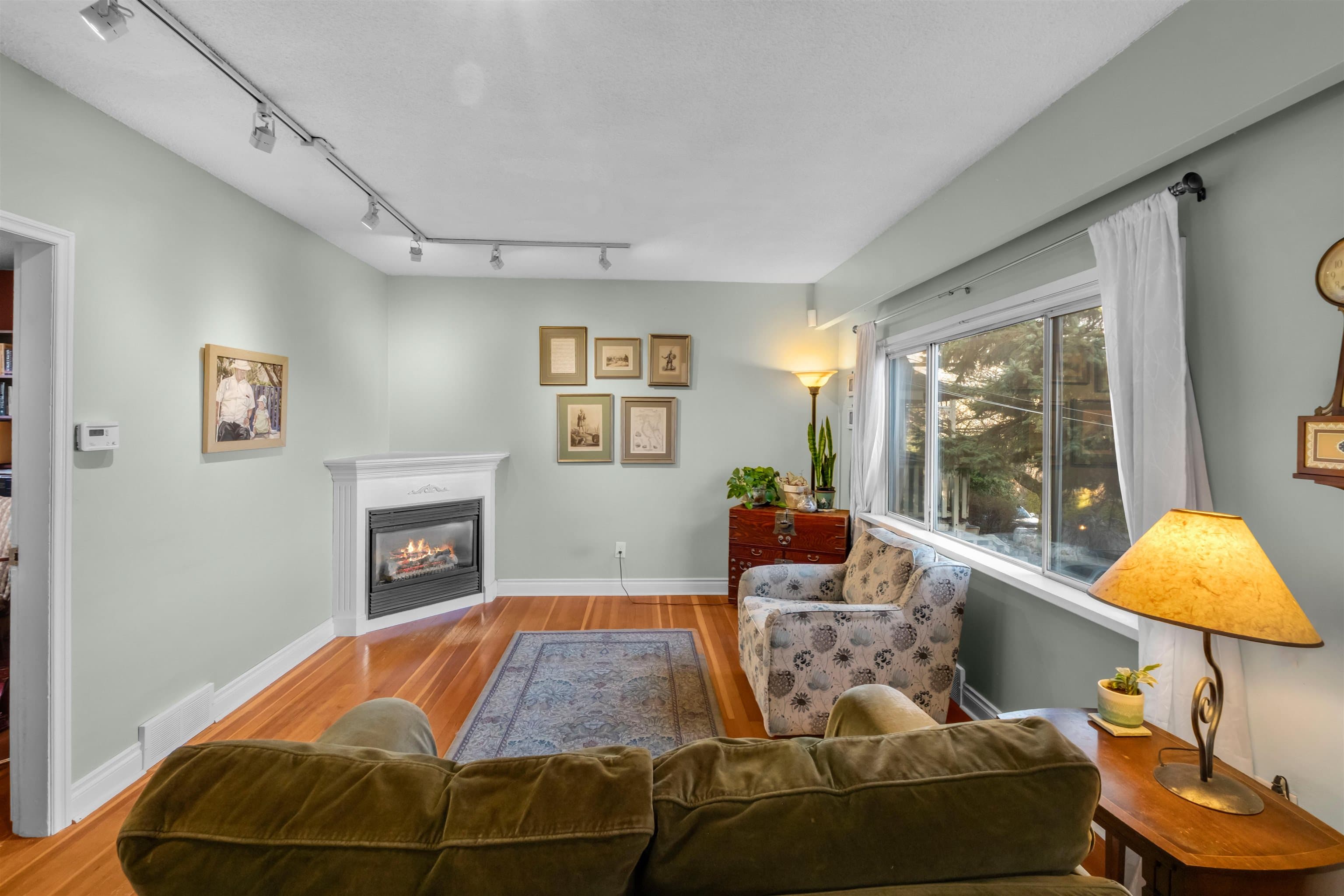 521 Garfield Street, New Westminster, V3L 4A6 — photo 4