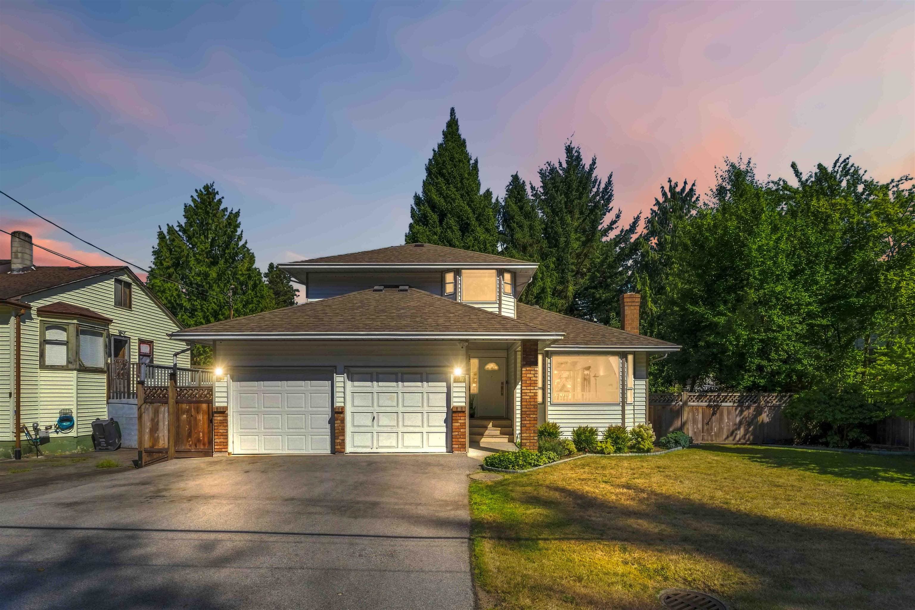 10220 146 Street, Surrey, V3R 3S9 — photo 1