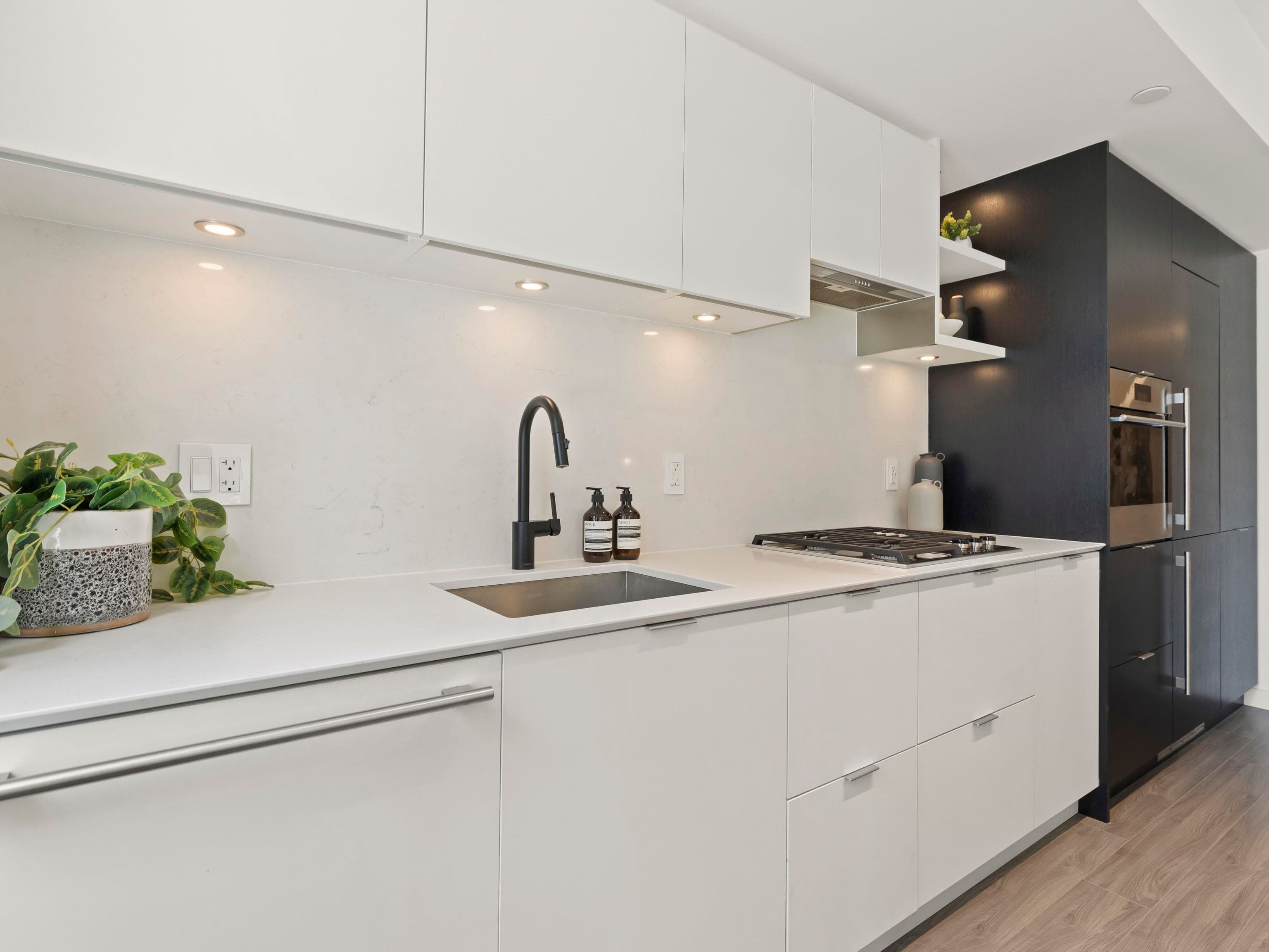 301 - 210 E 5th Avenue, Vancouver, V5T 0K1 — photo 5