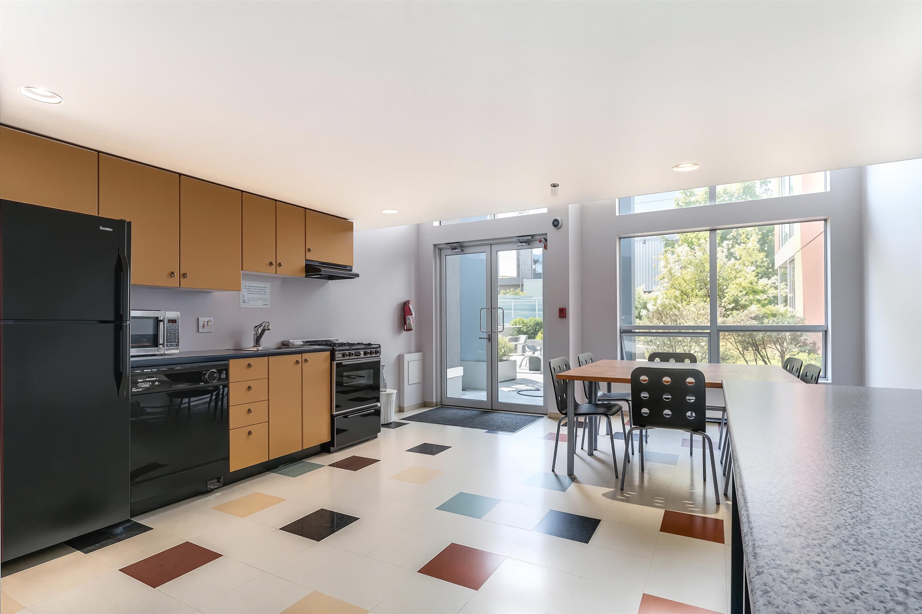 1006 - 933 Seymour Street, Vancouver, V6B 6L6 — photo 2